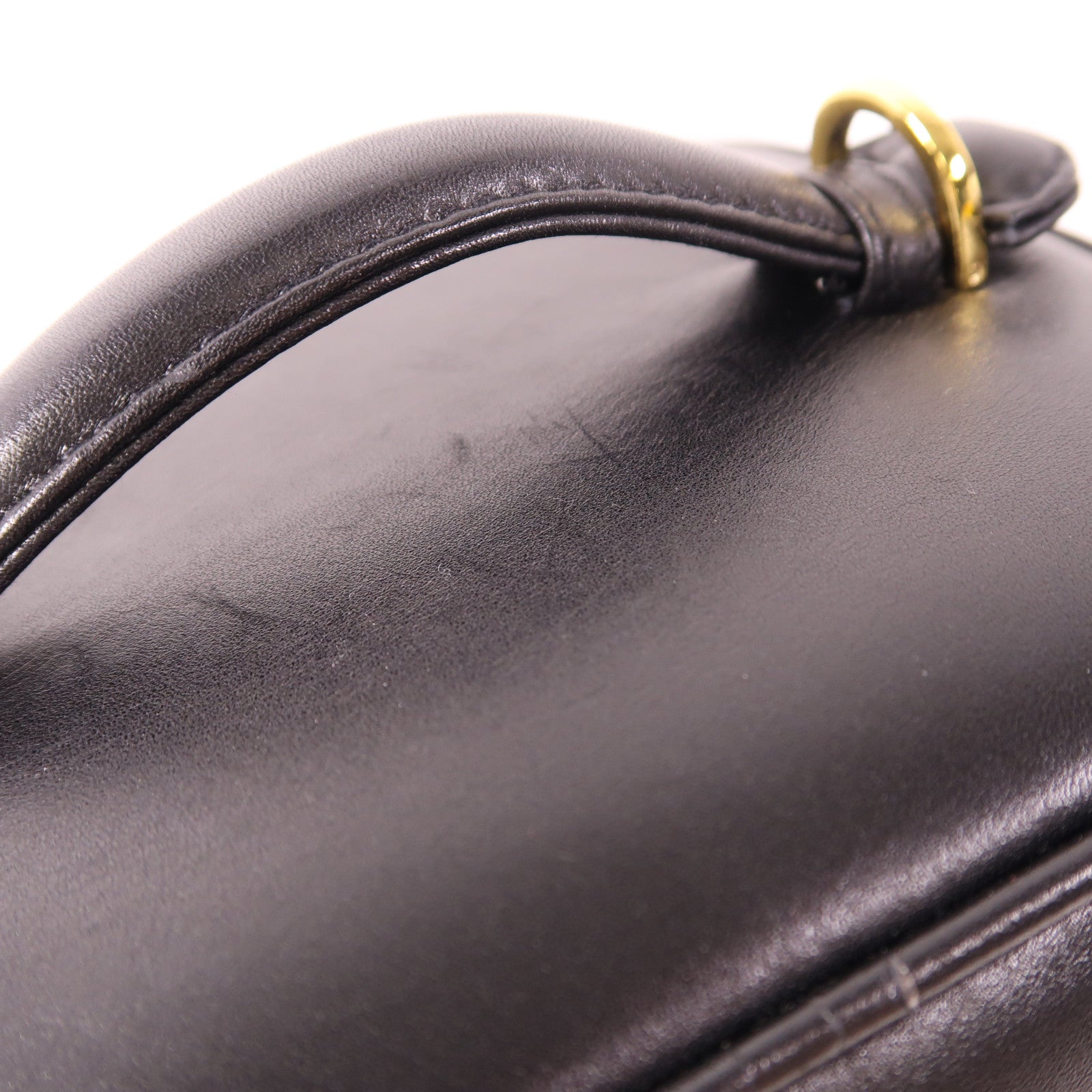 CHANEL 牛皮皮革Accessory Pouch金扣手挽袋