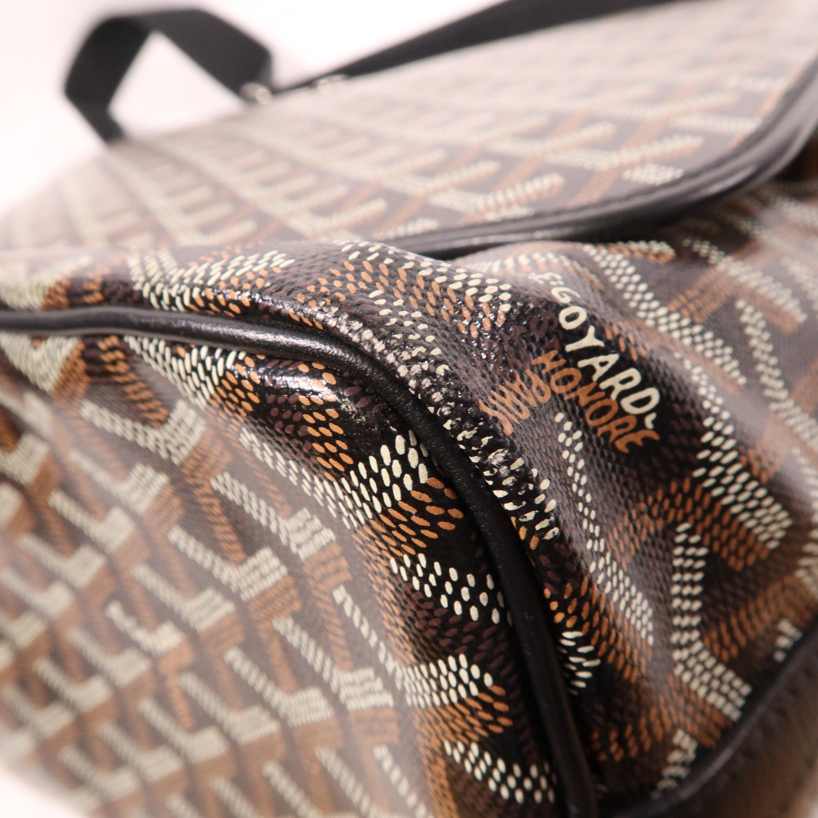 GOYARD 塗層帆布Capetien MM Messenger銀扣肩背袋黑色