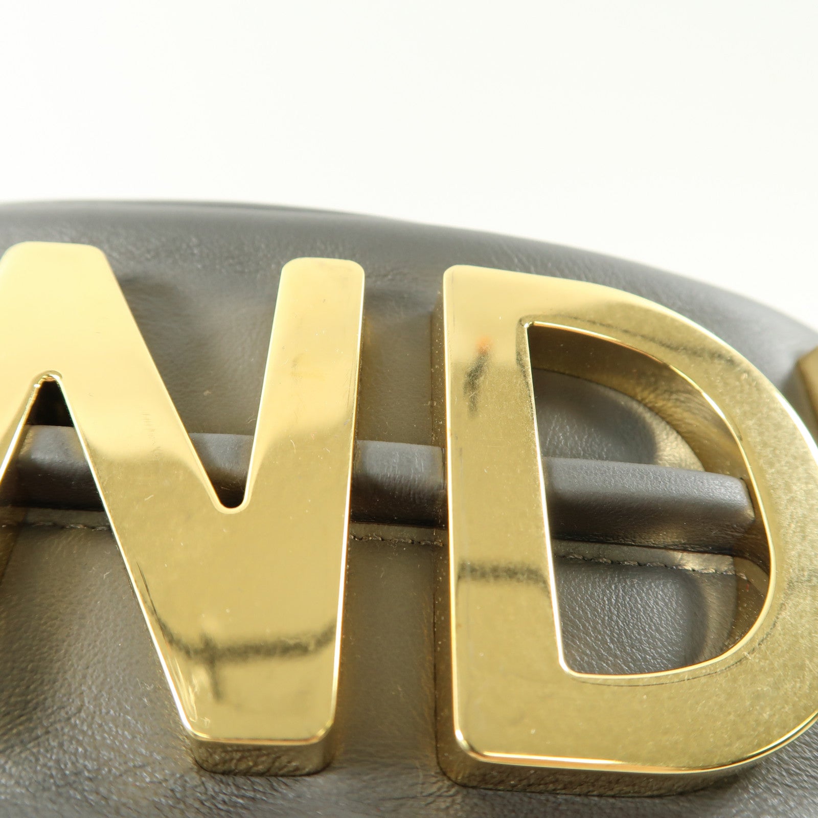 FENDI 牛皮皮革Graphy金扣肩背袋灰色