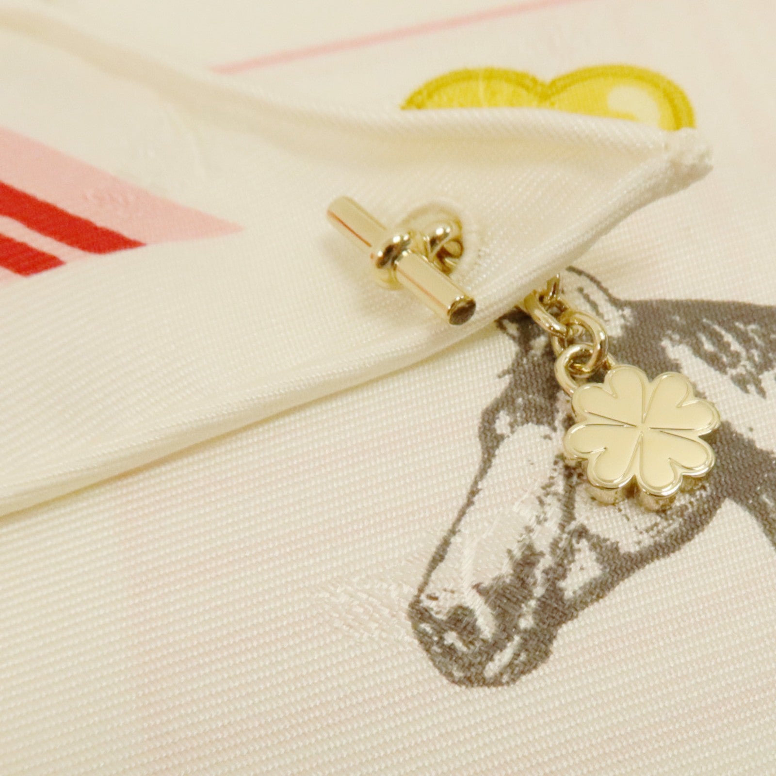 HERMES 絲質Garde Robe Pop Charm Triangle 70絲巾