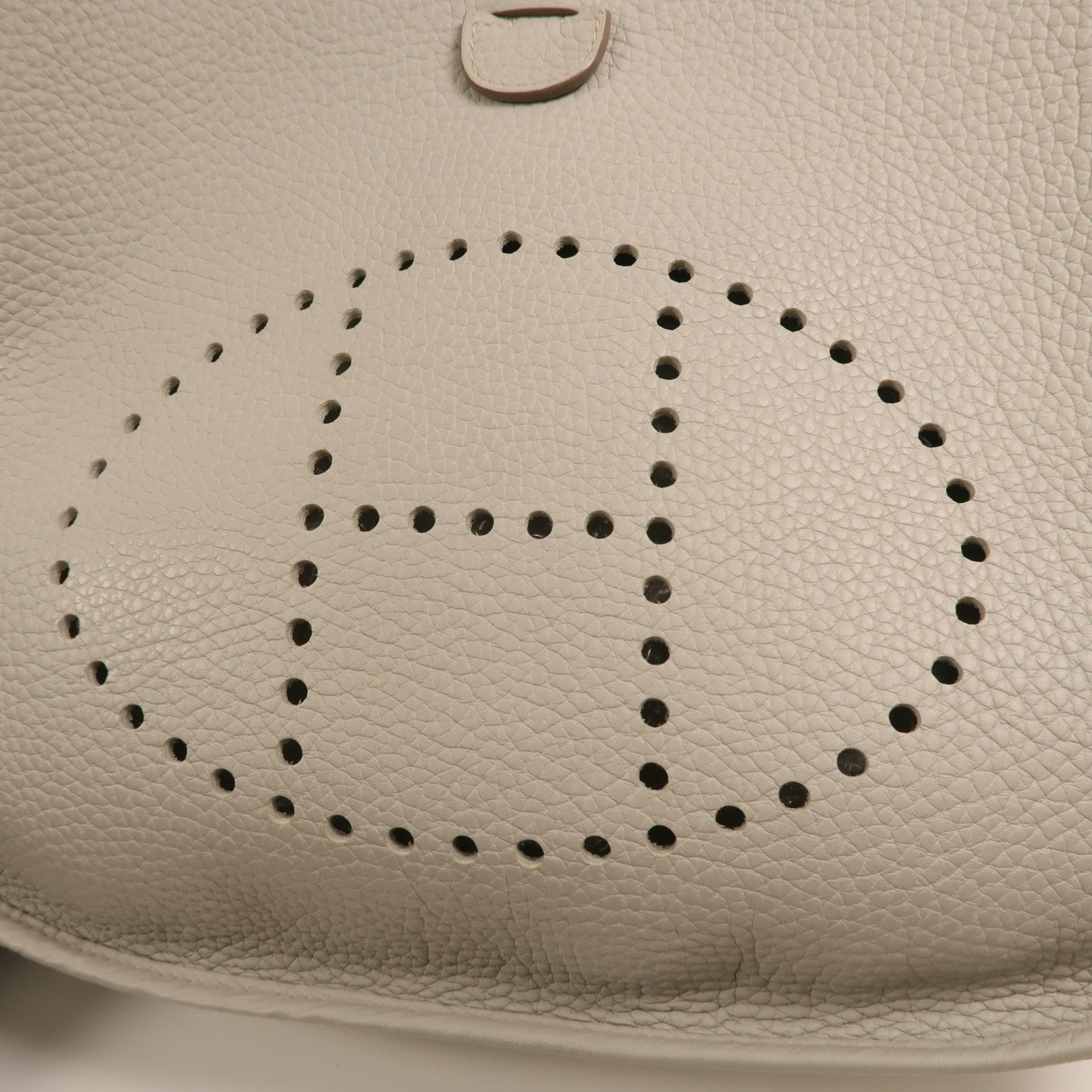 HERMES Clemence皮革Evelyne PM銀扣肩背袋Gris Perle