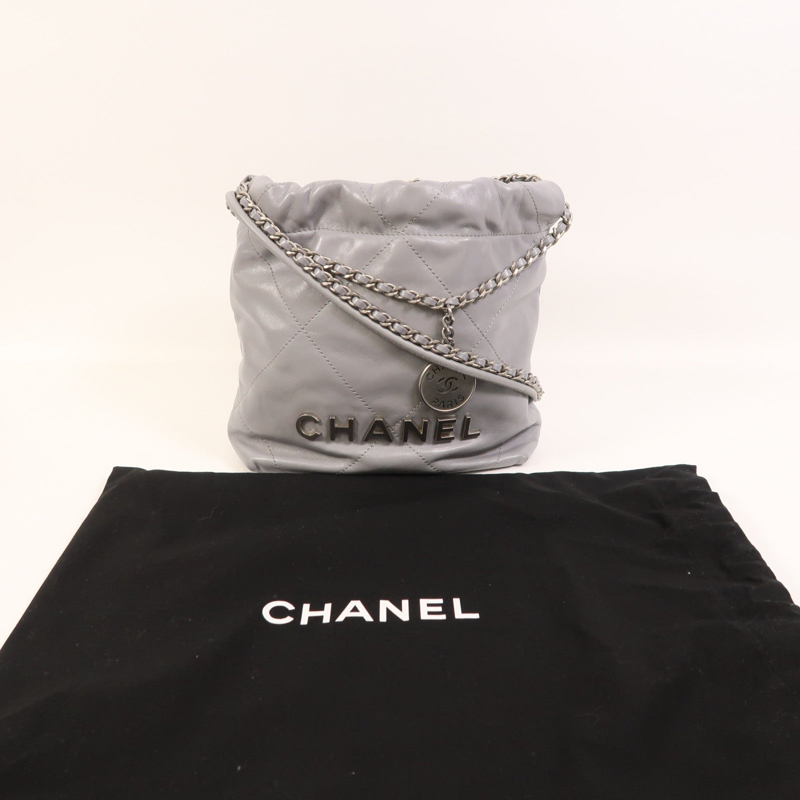 CHANEL 牛皮皮革Chanel 22 Mini銀扣手挽肩背兩用袋