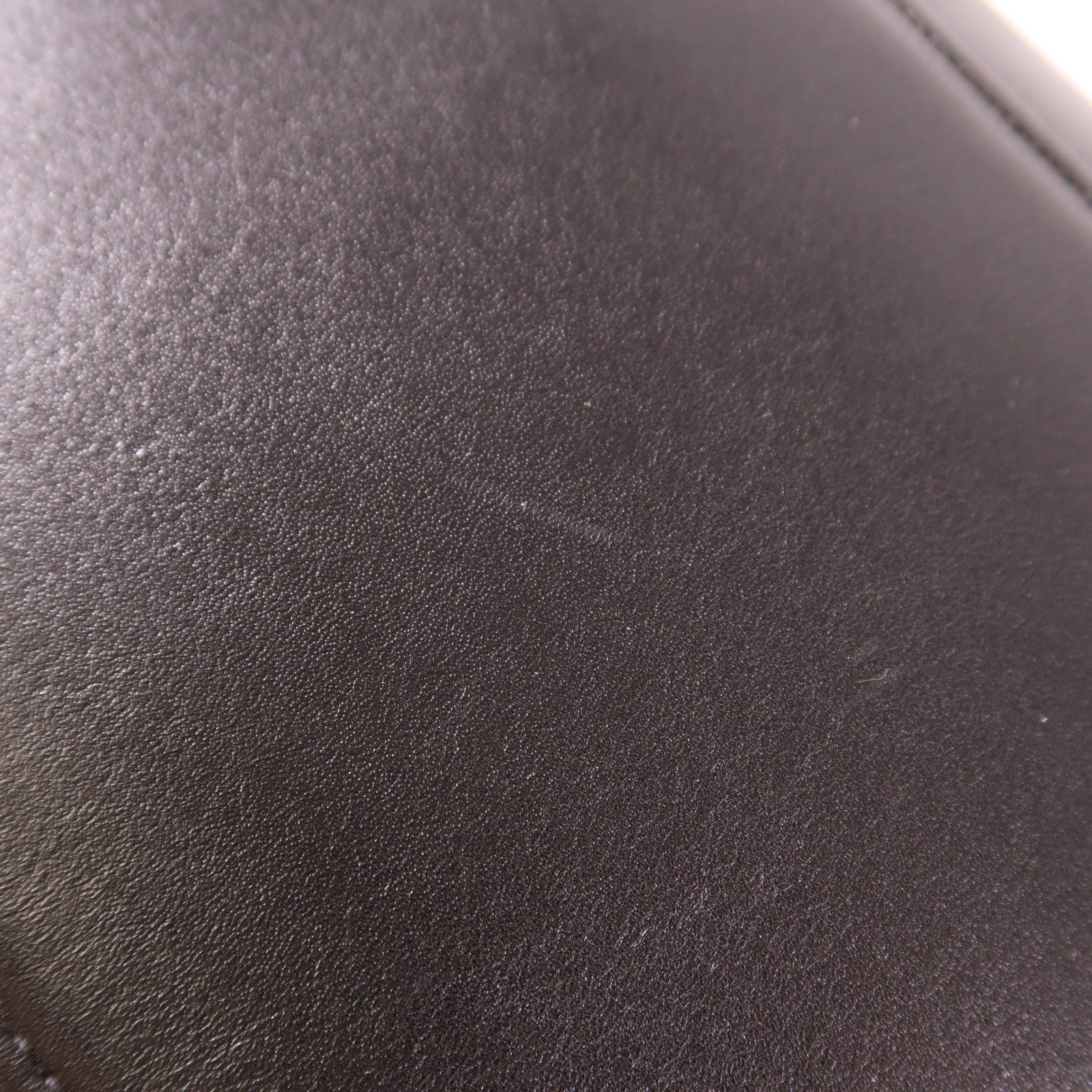 CHANEL 牛皮皮革Accessory Pouch金扣手挽袋