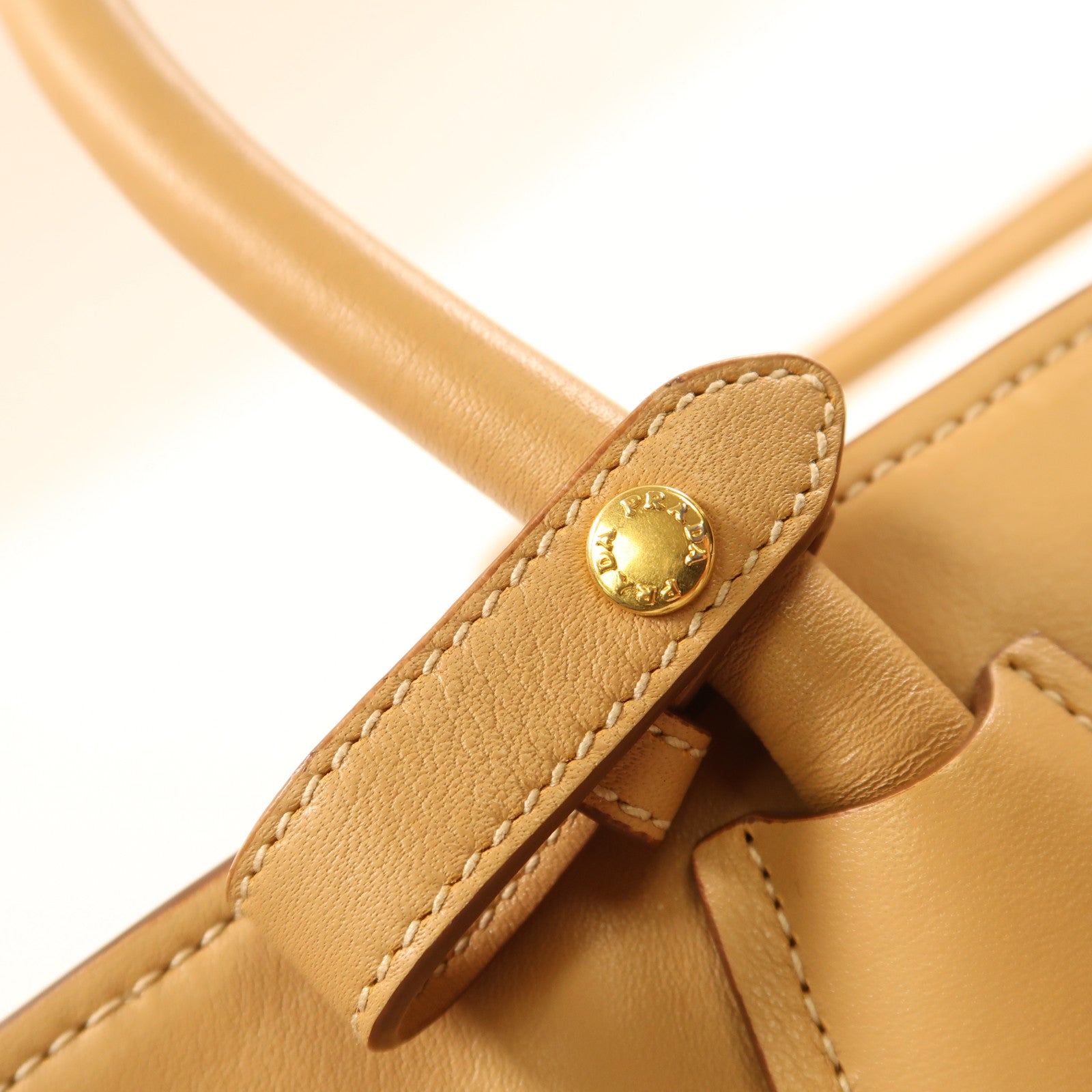 PRADA 牛皮皮革2 Way Shoulder金扣手挽肩背兩用袋
