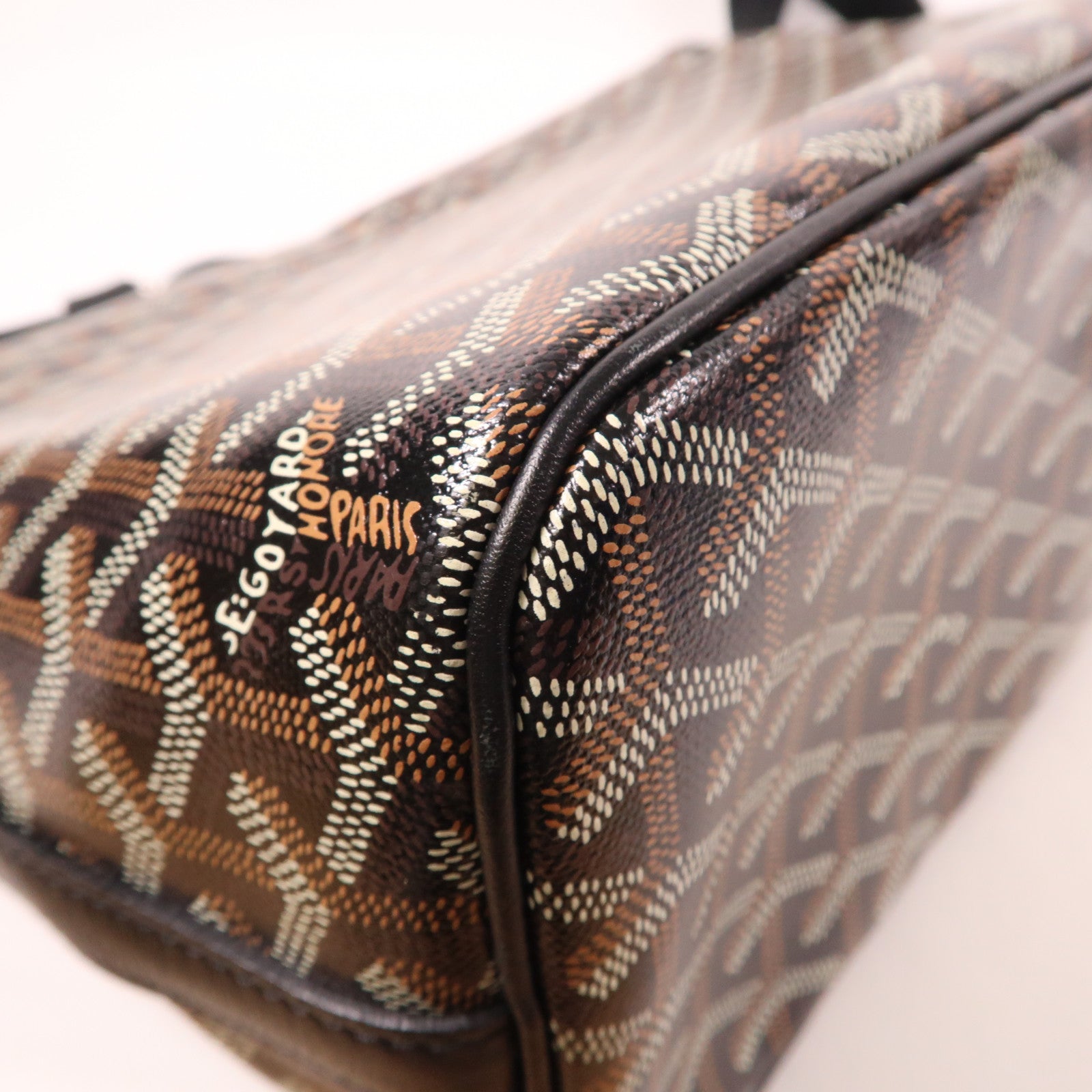 GOYARD 塗層帆布Capetien MM Messenger銀扣肩背袋黑色