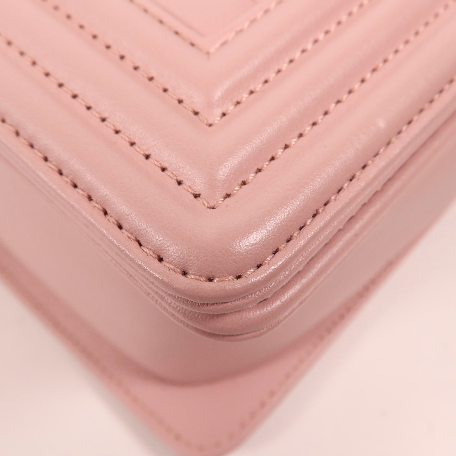 CHANEL 羊皮皮革Boy 25銀扣肩背袋