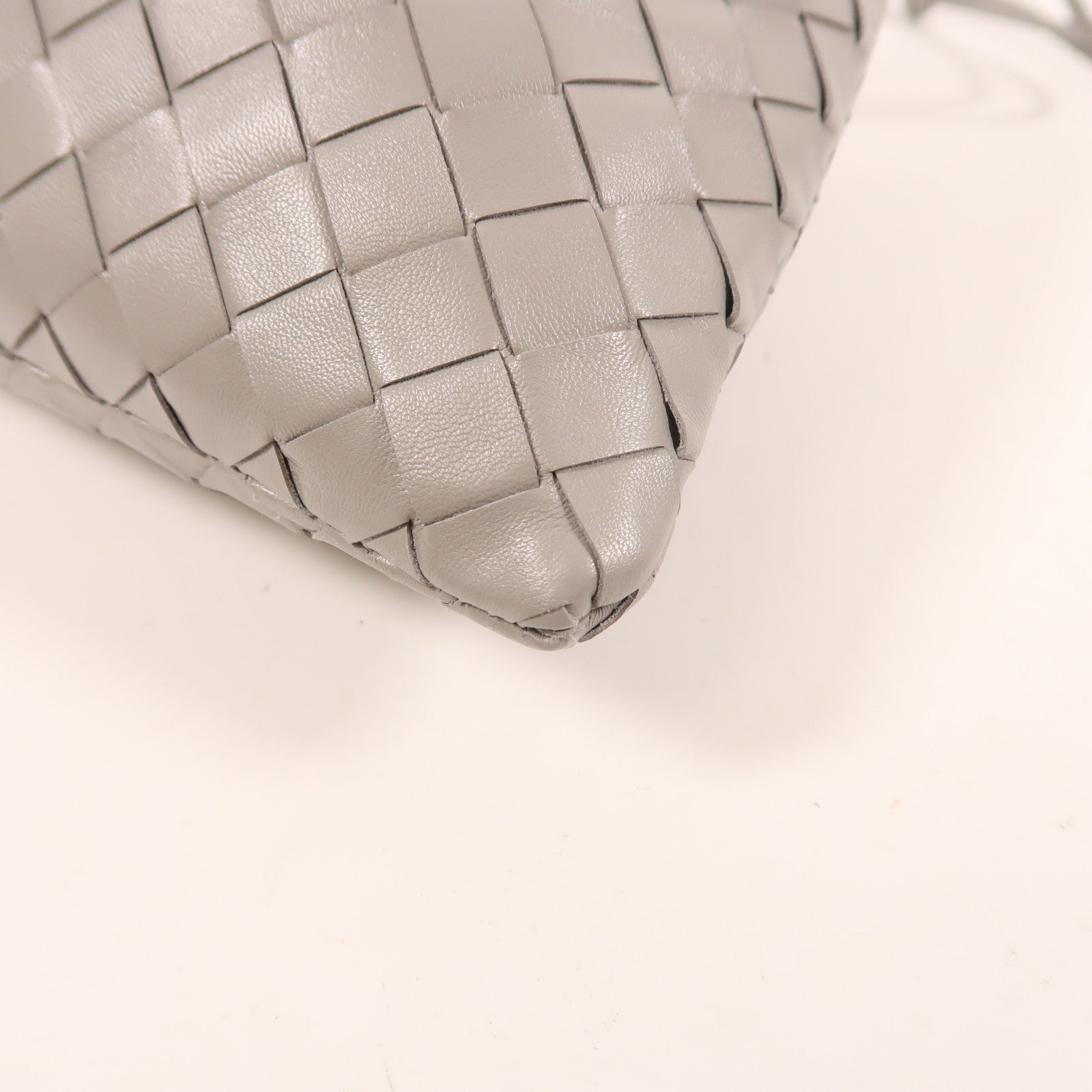 BOTTEGA VENETA 羊皮皮革Shoulder Bag金扣肩背袋灰色