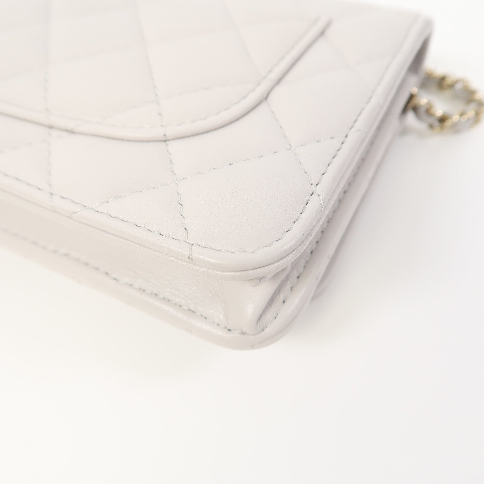 CHANEL 菱格羊皮皮革Wallet On Chain金扣鏈帶肩背袋灰色