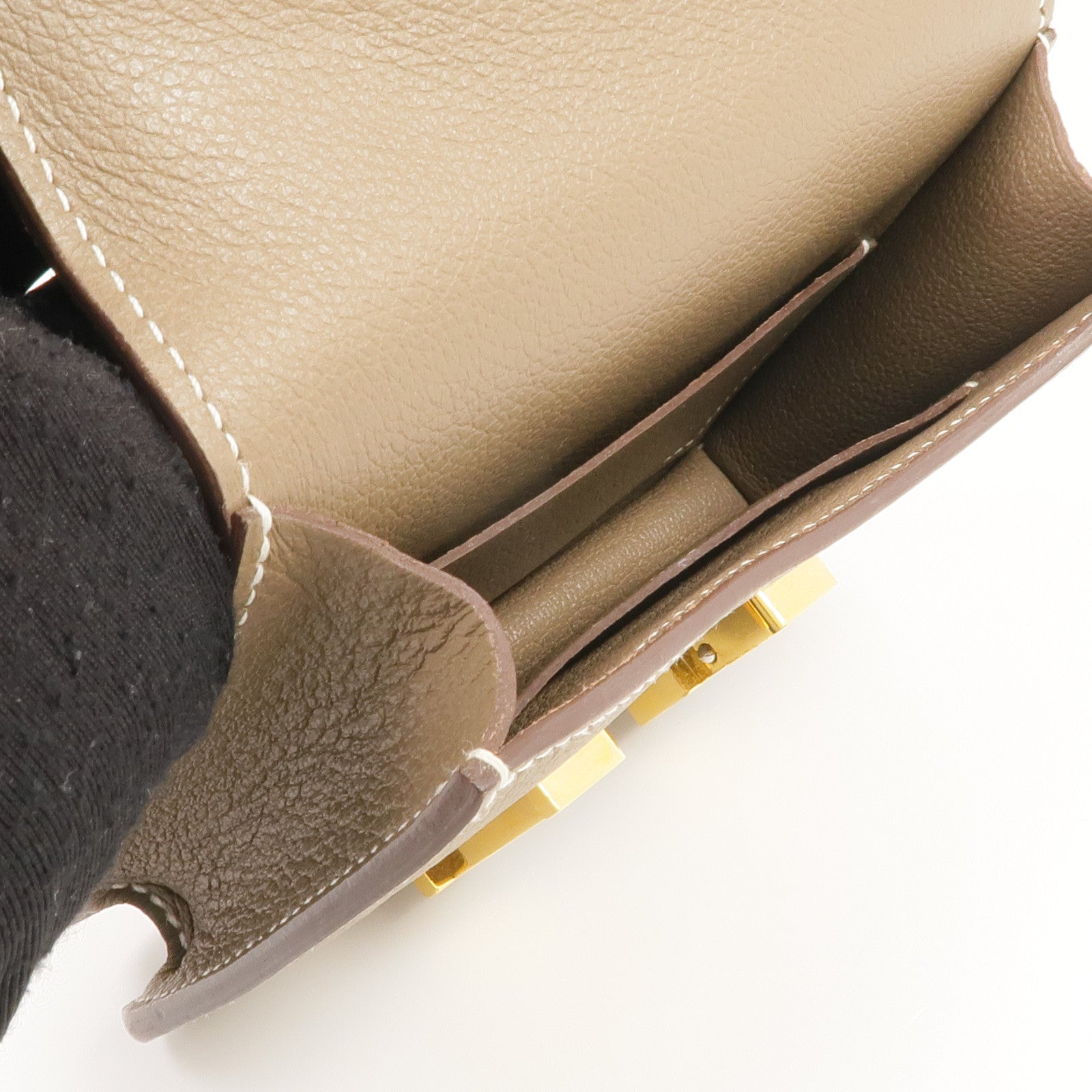 HERMES Evercolor皮革Constance Slim Wallet金扣錢包Etoupe