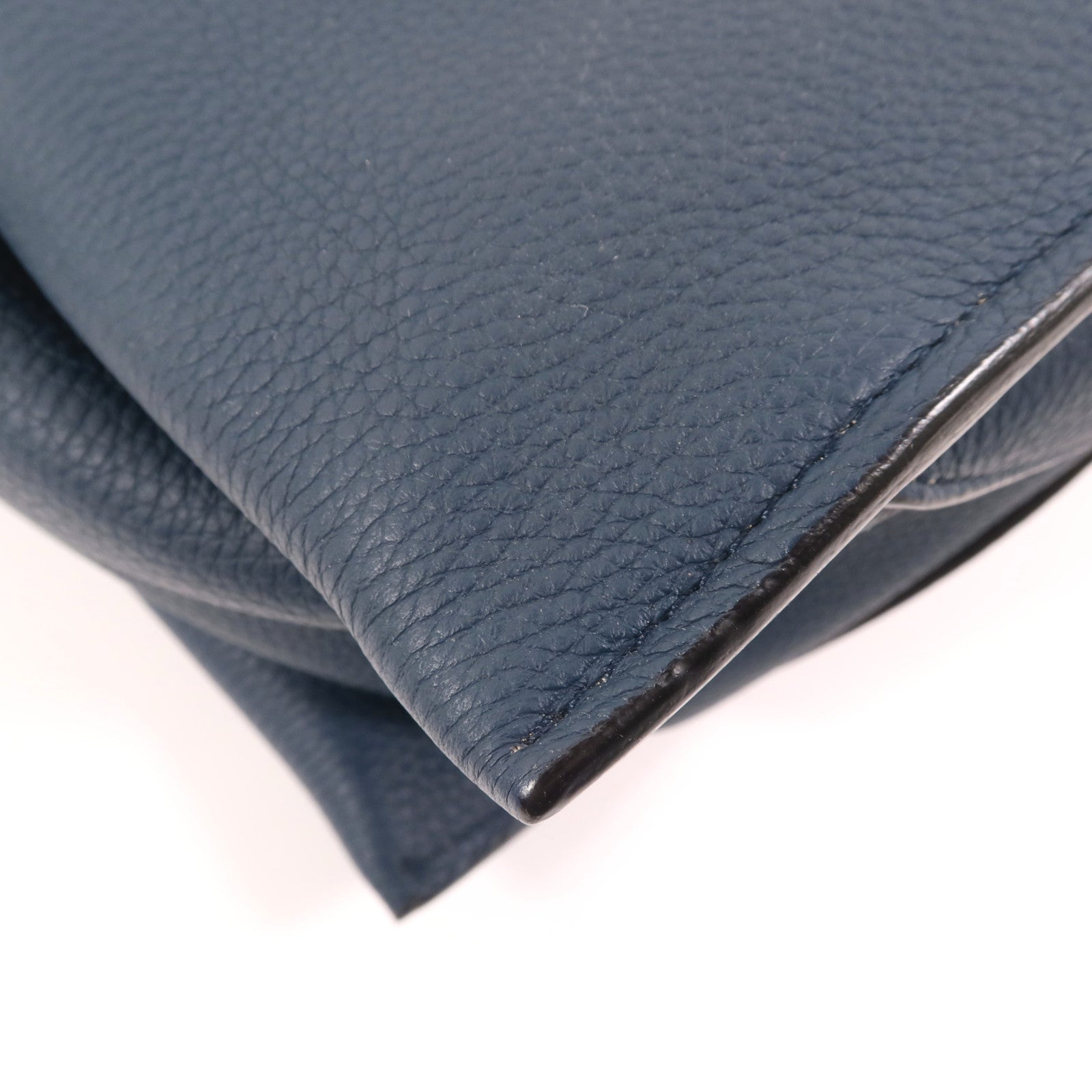 CELINE 牛皮皮革Tri-Fold金扣肩背袋