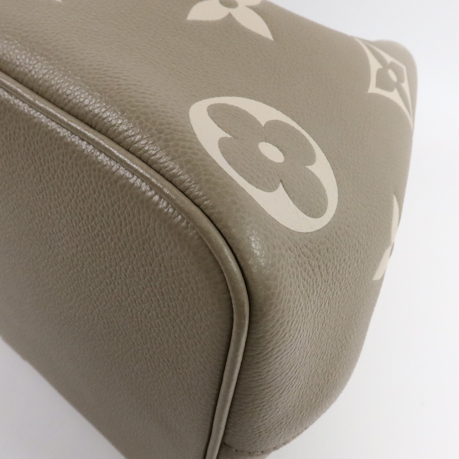 LOUIS VUITTON Monogram Empreinte Neo Noe MM金扣手挽肩背兩用袋