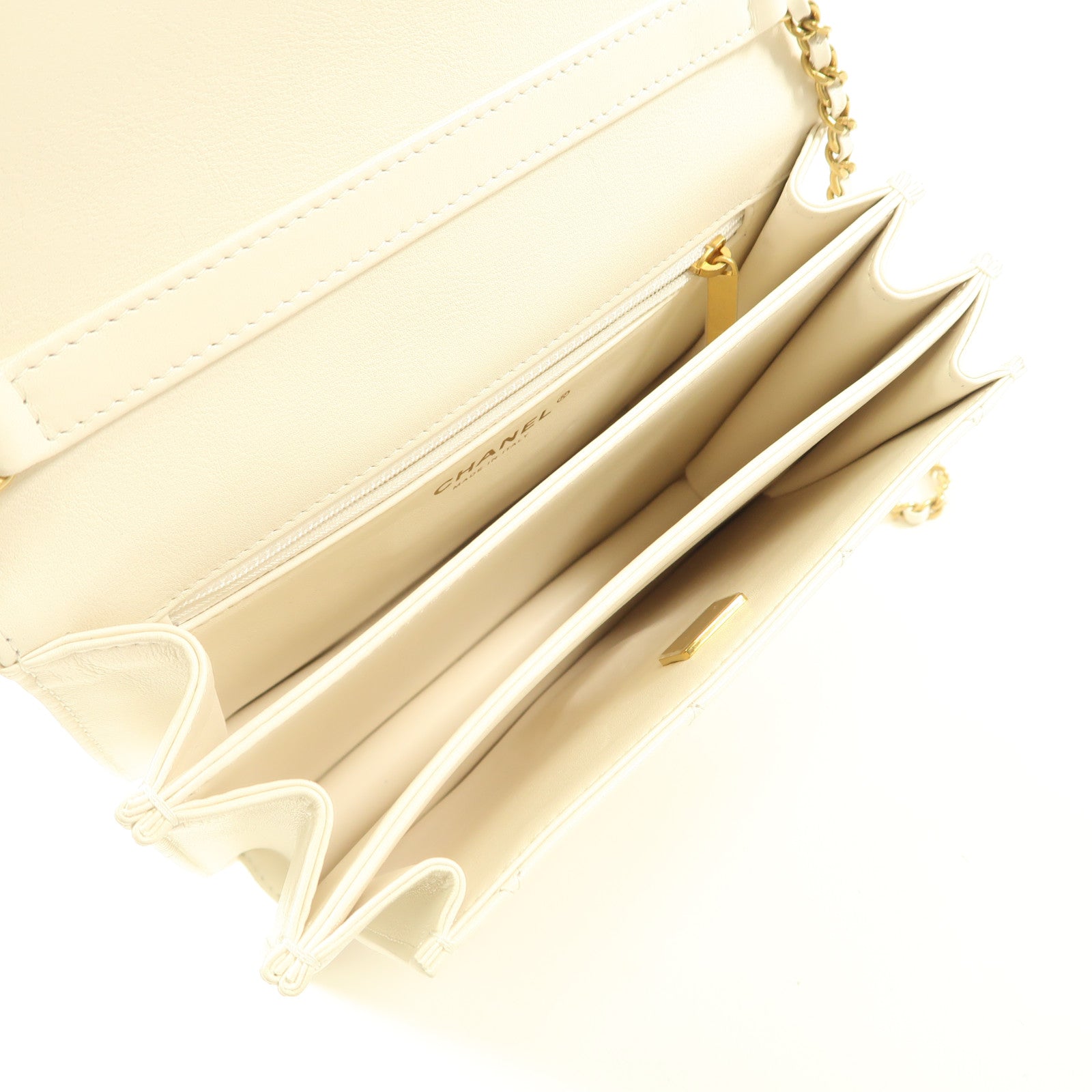 CHANEL 牛皮皮革Chain Shoulder金扣鏈帶手挽肩背兩用袋
