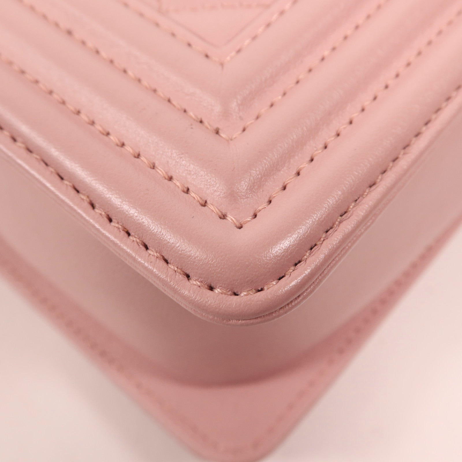 CHANEL 羊皮皮革Boy 25銀扣肩背袋