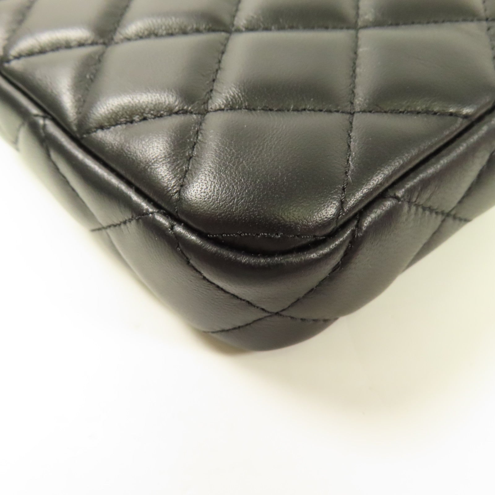 CHANEL 羊皮皮革Shoulder Bag銀扣鏈帶肩背袋