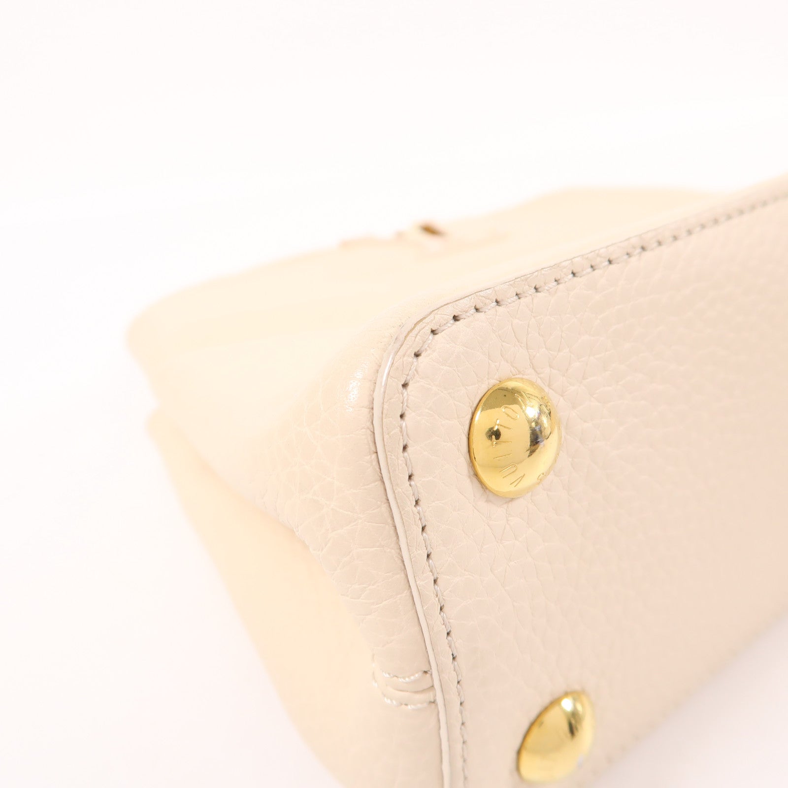 LOUIS VUITTON Taurillon Capucines BB金扣手挽肩背兩用袋