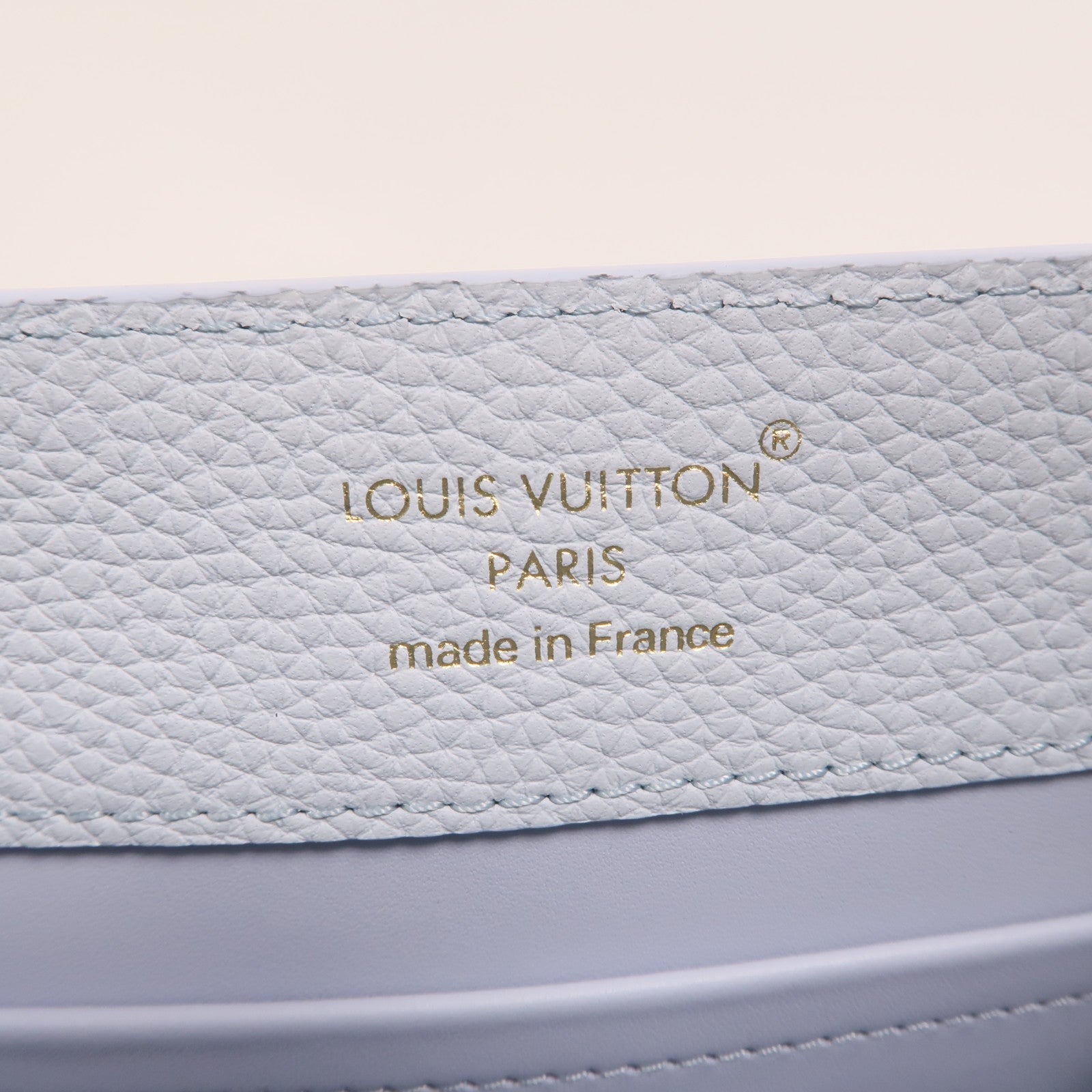 LOUIS VUITTON 牛皮皮革Capucines BB金扣手挽肩背兩用袋