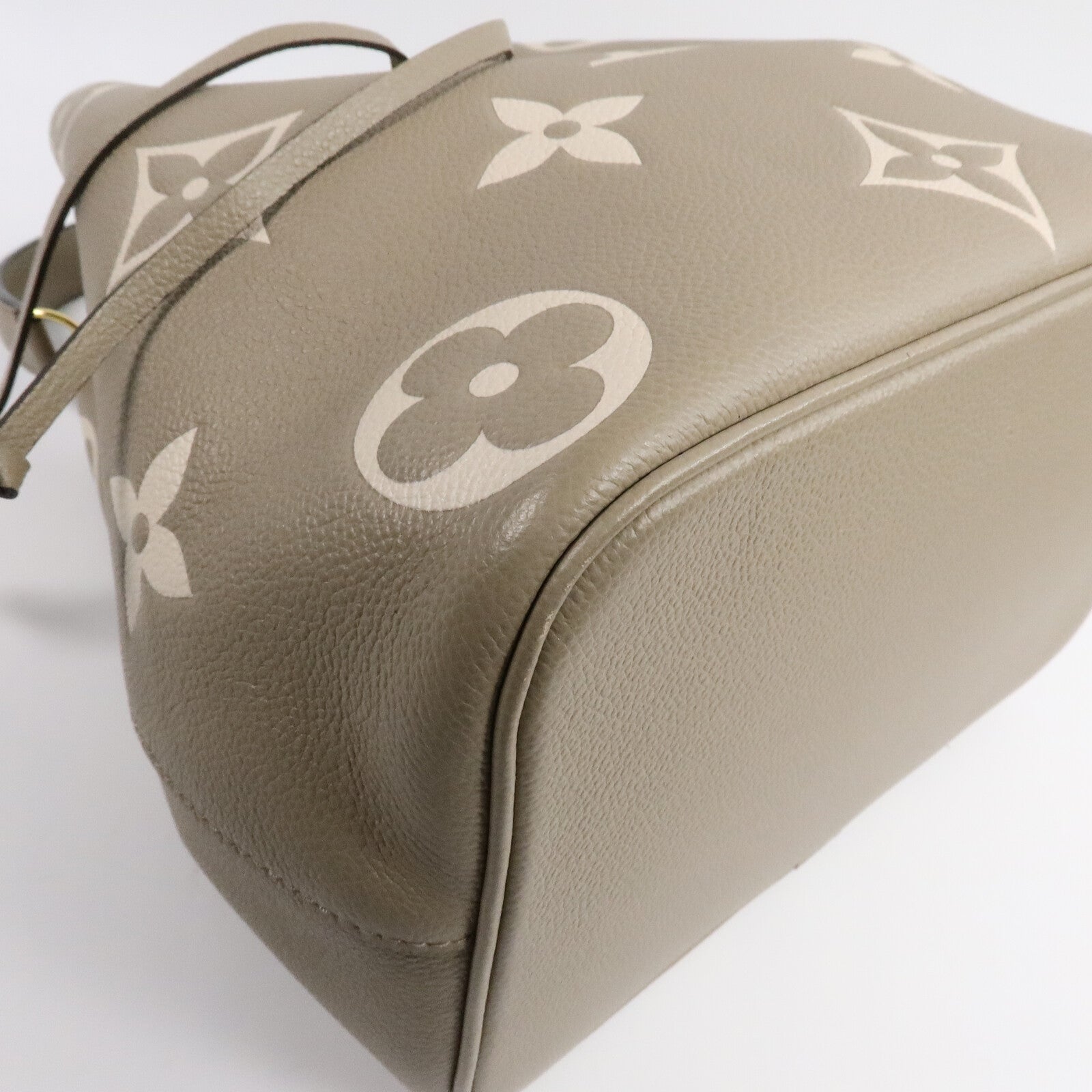 LOUIS VUITTON Monogram Empreinte Neo Noe MM金扣手挽肩背兩用袋