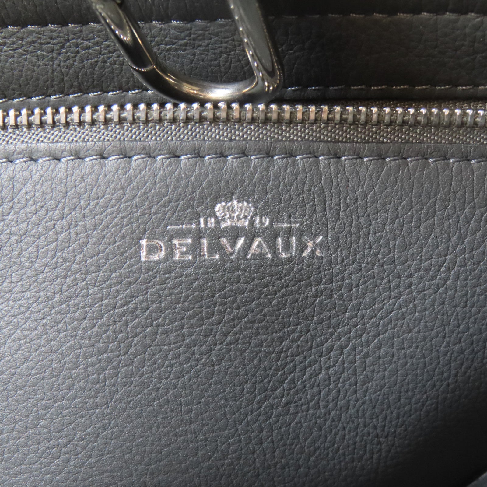 Delvaux 牛皮皮革Shoulder Bag銀扣肩背袋灰色