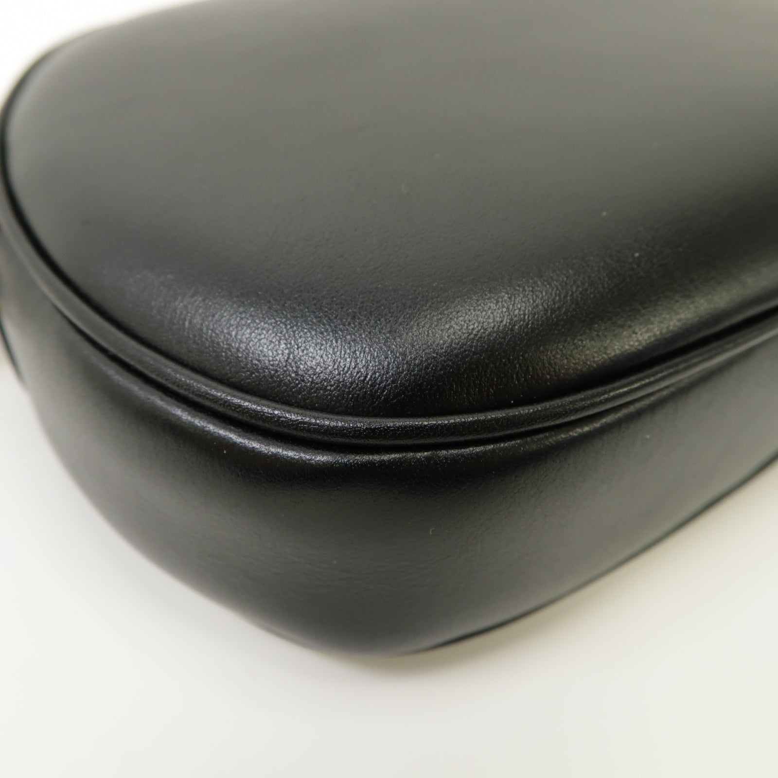 CELINE 【激減優惠】牛皮皮革Shoulder Bag金扣肩背袋黑色