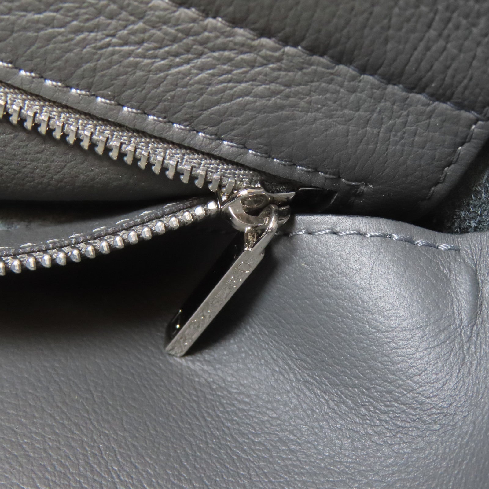 Delvaux 牛皮皮革Shoulder Bag銀扣肩背袋灰色