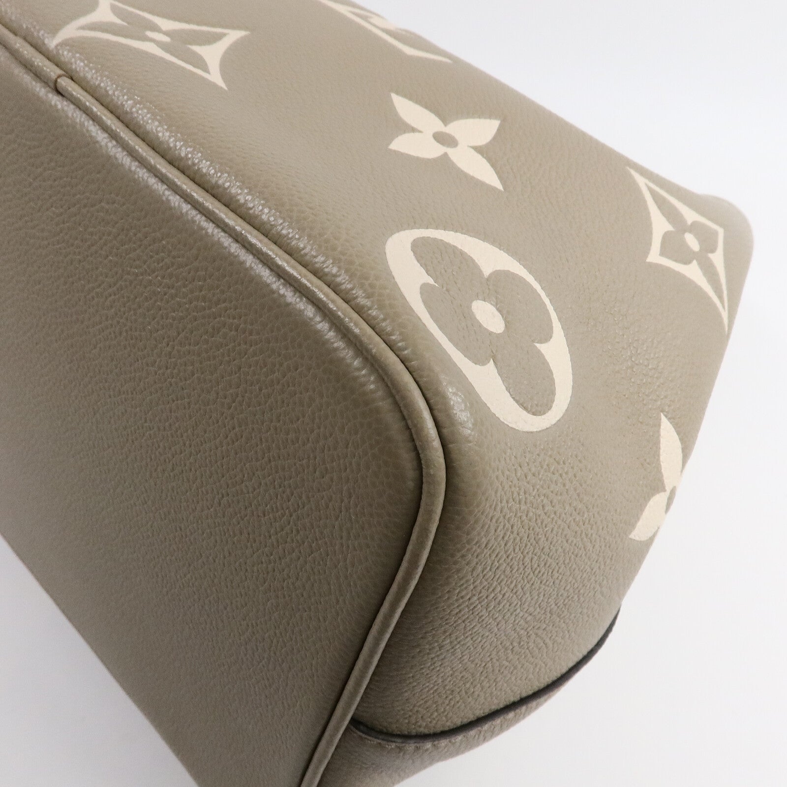 LOUIS VUITTON Monogram Empreinte Neo Noe MM金扣手挽肩背兩用袋