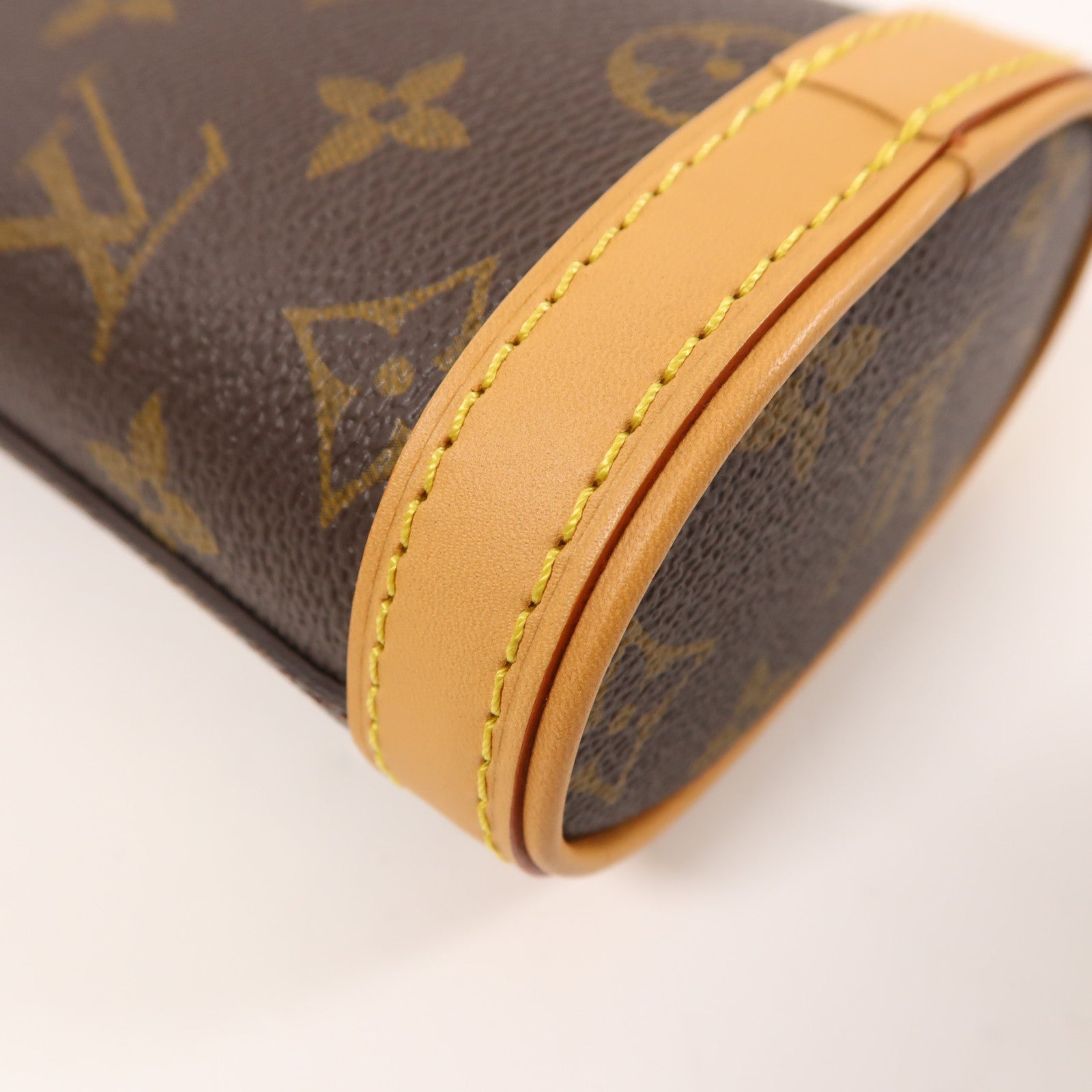 LOUIS VUITTON LV GHW Fold Me Pouch Shoulder Bag M80874 Monogram Brown