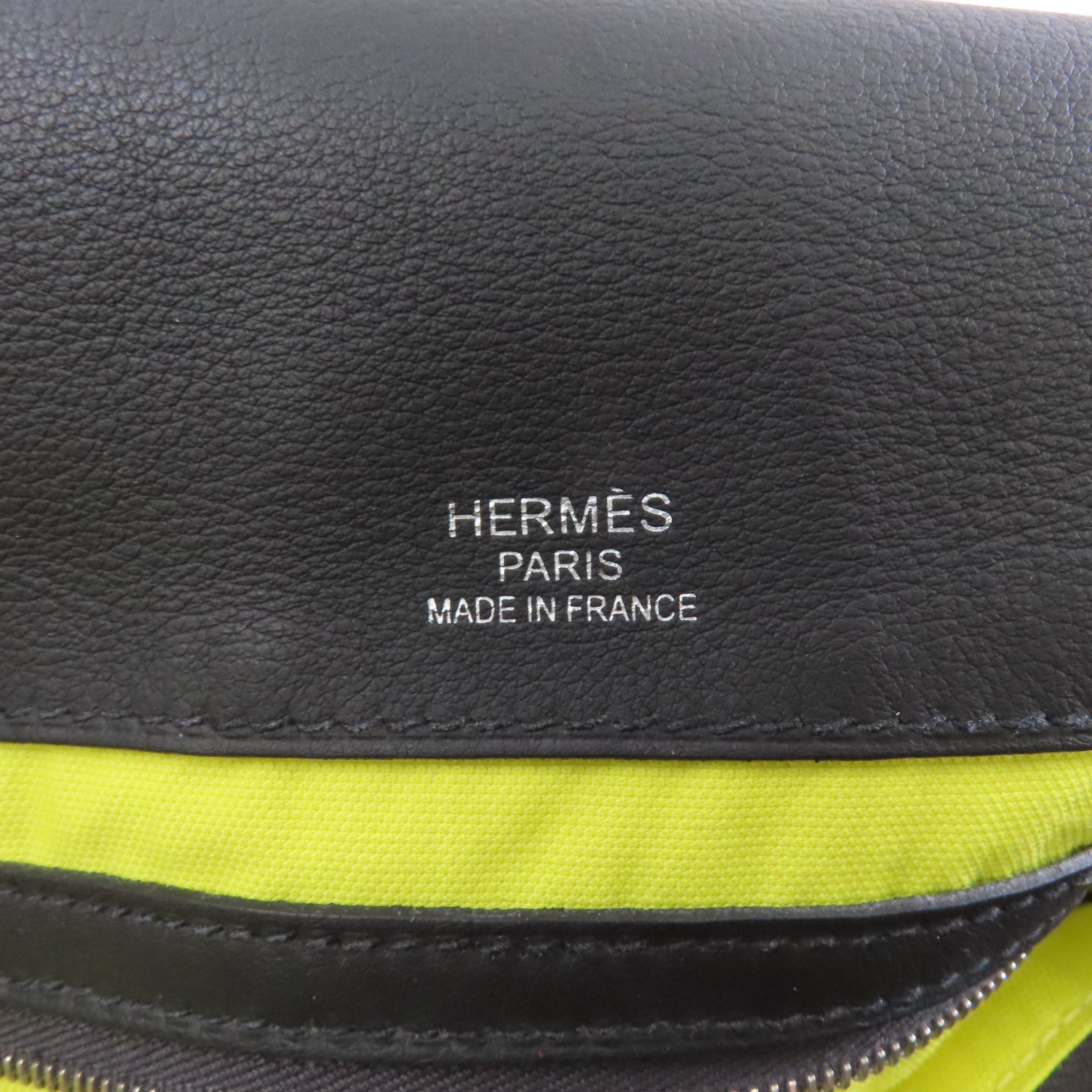 HERMES Taurillon Cristobal皮革Cityslide Messenger Bag銀扣斜挎包Plomb/Noir/Lime黑色/黃色