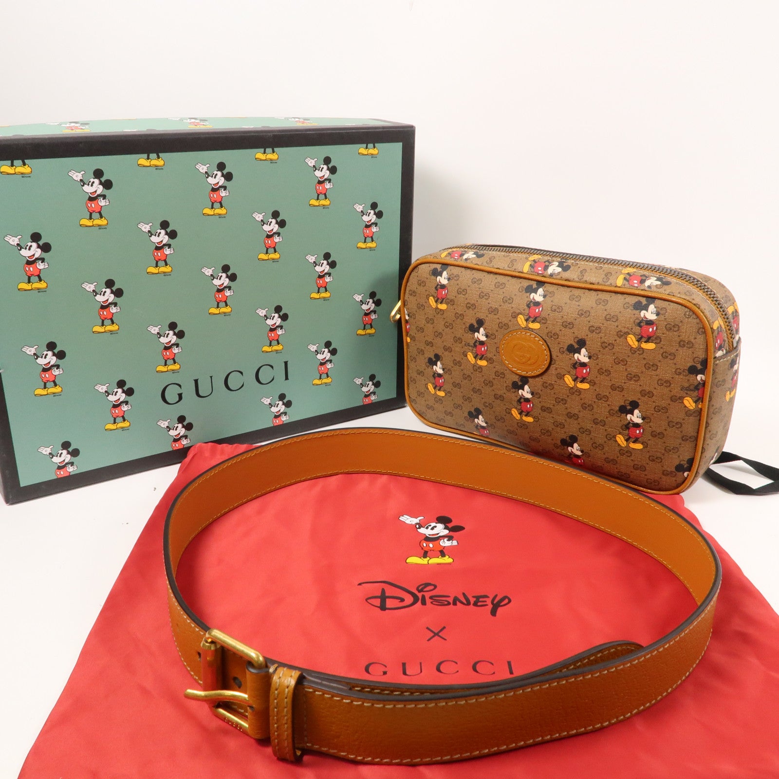 【新品未使用・送料無料】Disney✖︎GUCCI 限定 GUCCI 【激減優惠】牛皮皮革Disney X Gucci Bucket金扣肩背袋啡