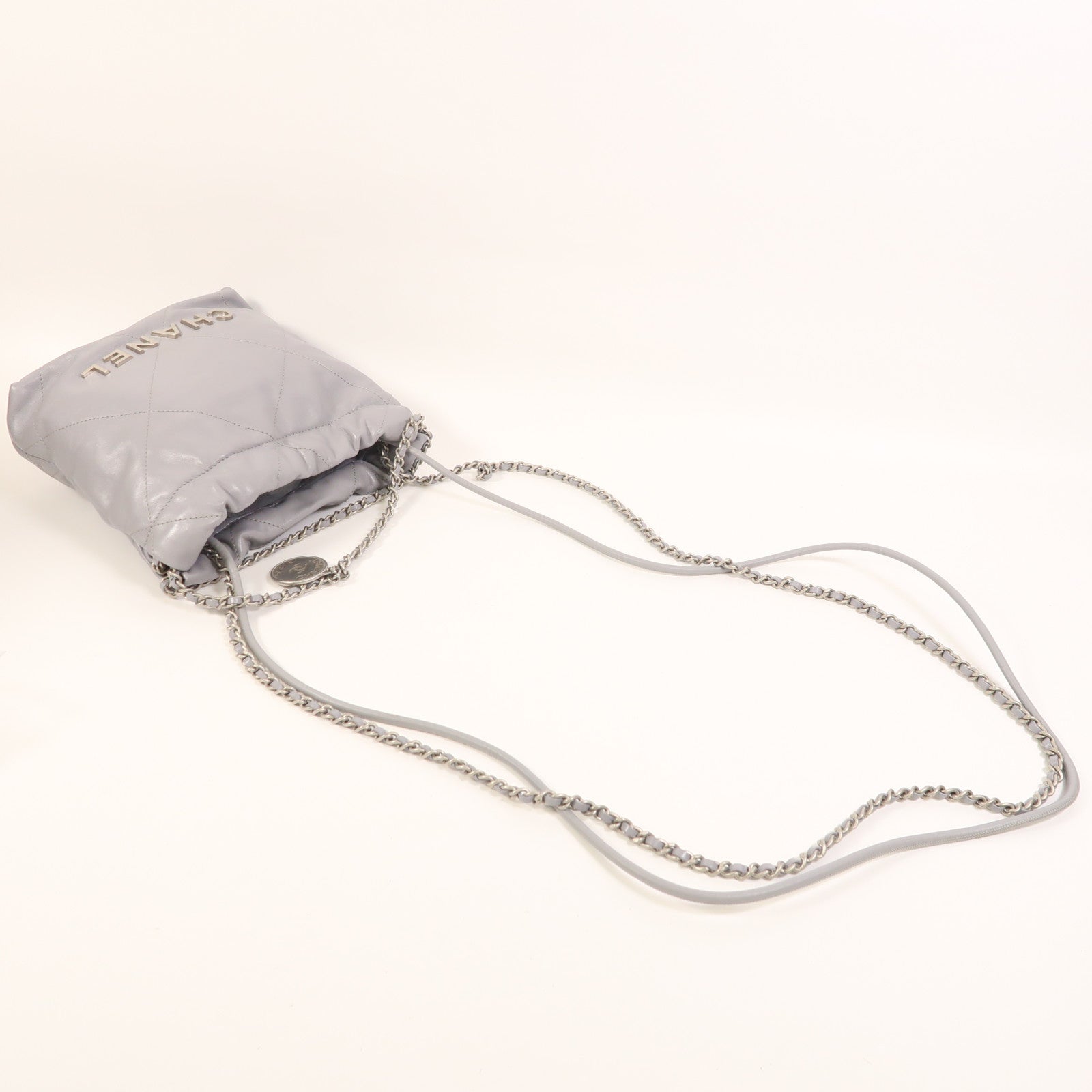 CHANEL 牛皮皮革Chanel 22 Mini銀扣手挽肩背兩用袋