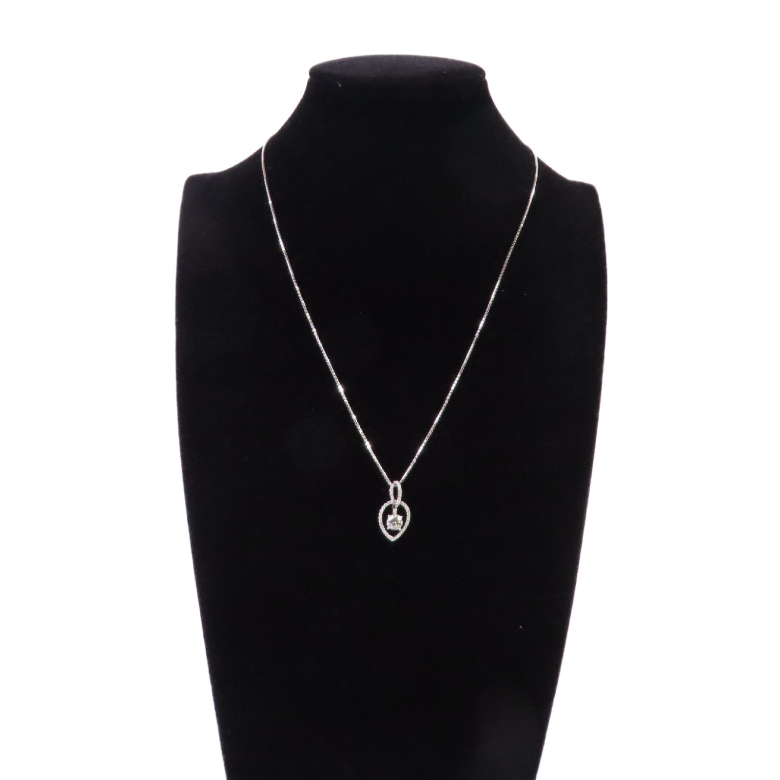 JEWELRY (PRICE DOWN) Diamond Necklace 18K White Gold