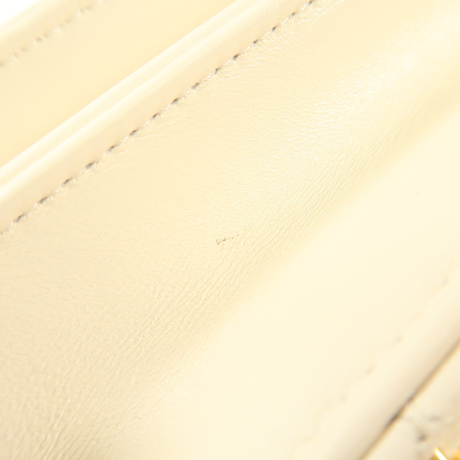 CHANEL 牛皮皮革Chain Shoulder金扣鏈帶手挽肩背兩用袋