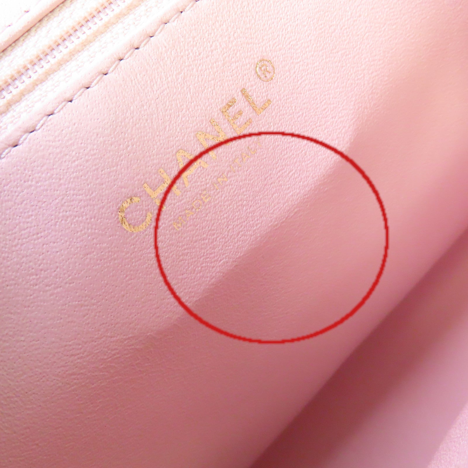 CHANEL 【激減優惠】菱格Caviar皮革Backpack金扣背包黑色