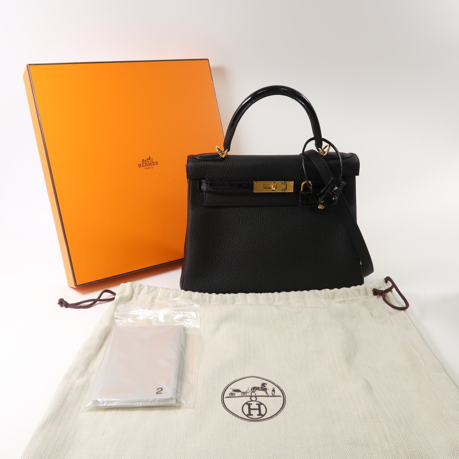 HERMES Togo皮革Kelly 28 Touch金扣手挽肩背兩用袋黑色