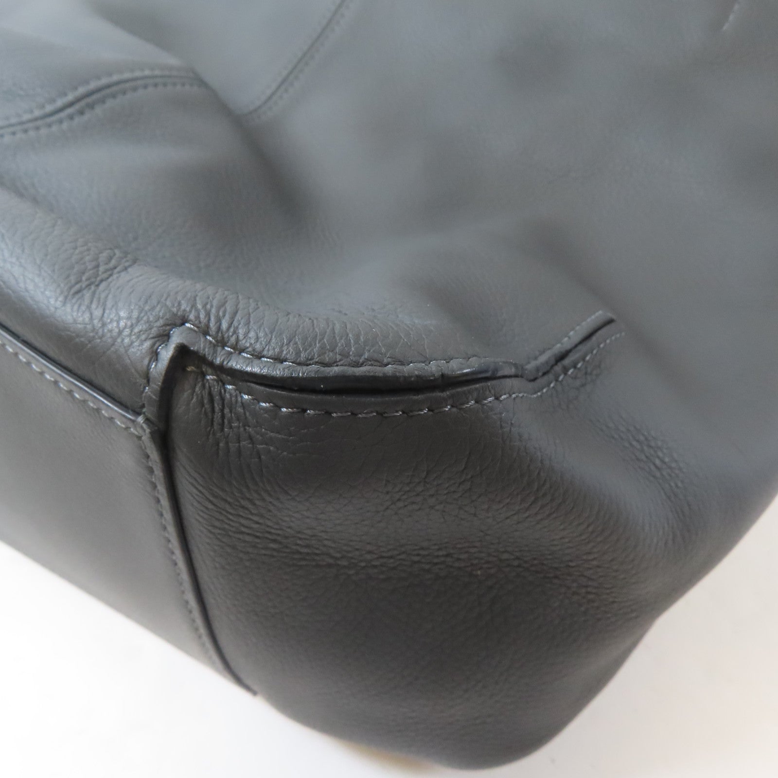 Delvaux 牛皮皮革Shoulder Bag銀扣肩背袋灰色