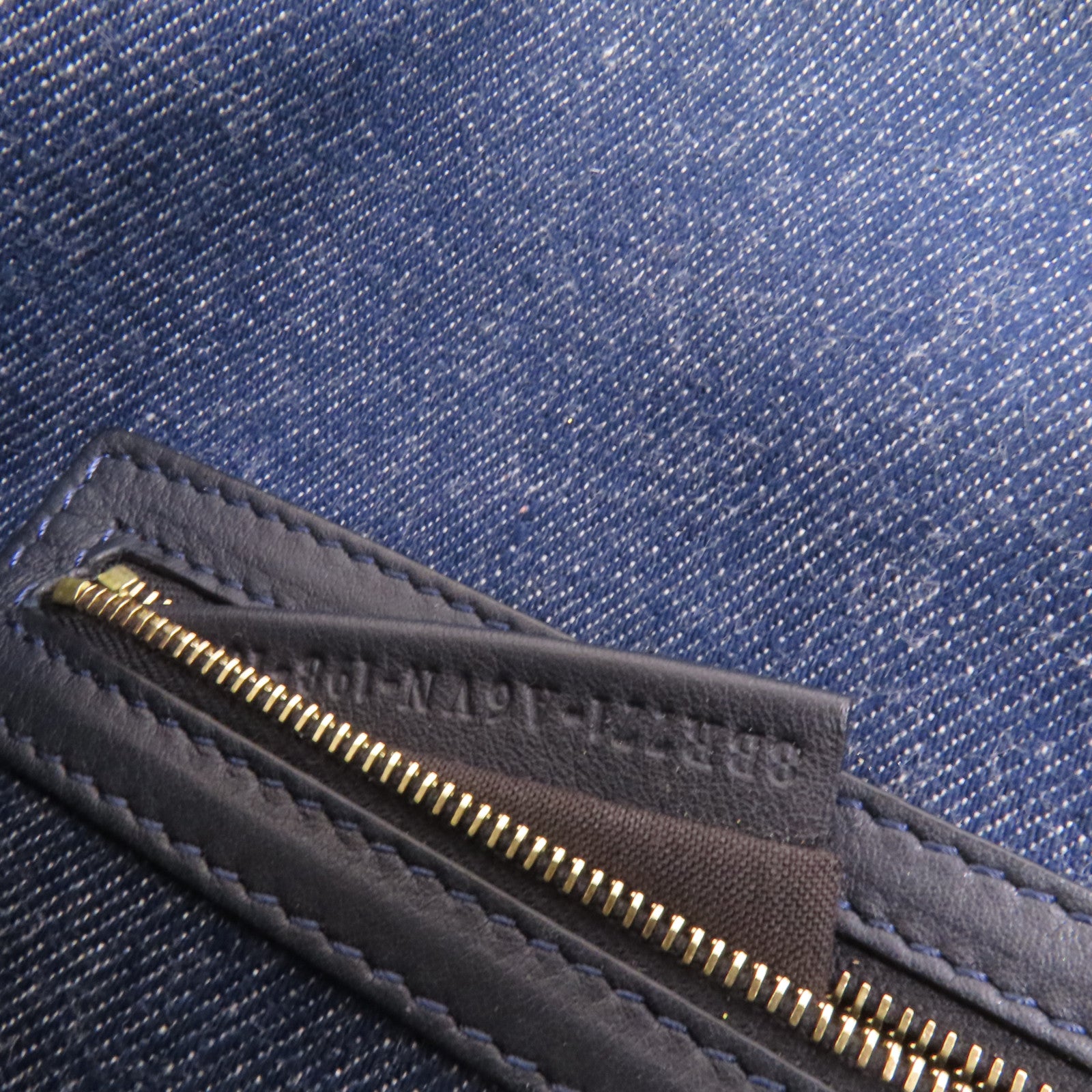 FENDI 牛仔布Baguette Large金扣手挽肩背兩用袋