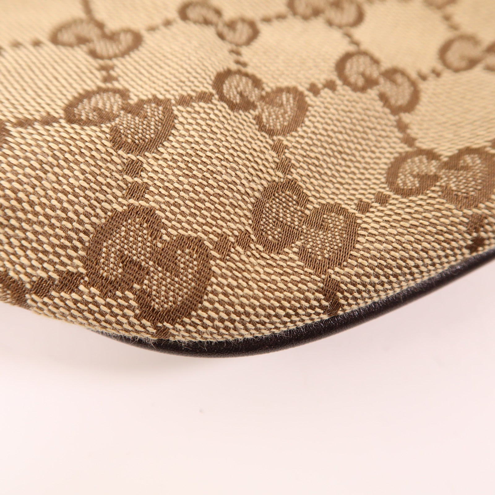 GUCCI 帆布Shoulder Bag金扣手挽袋