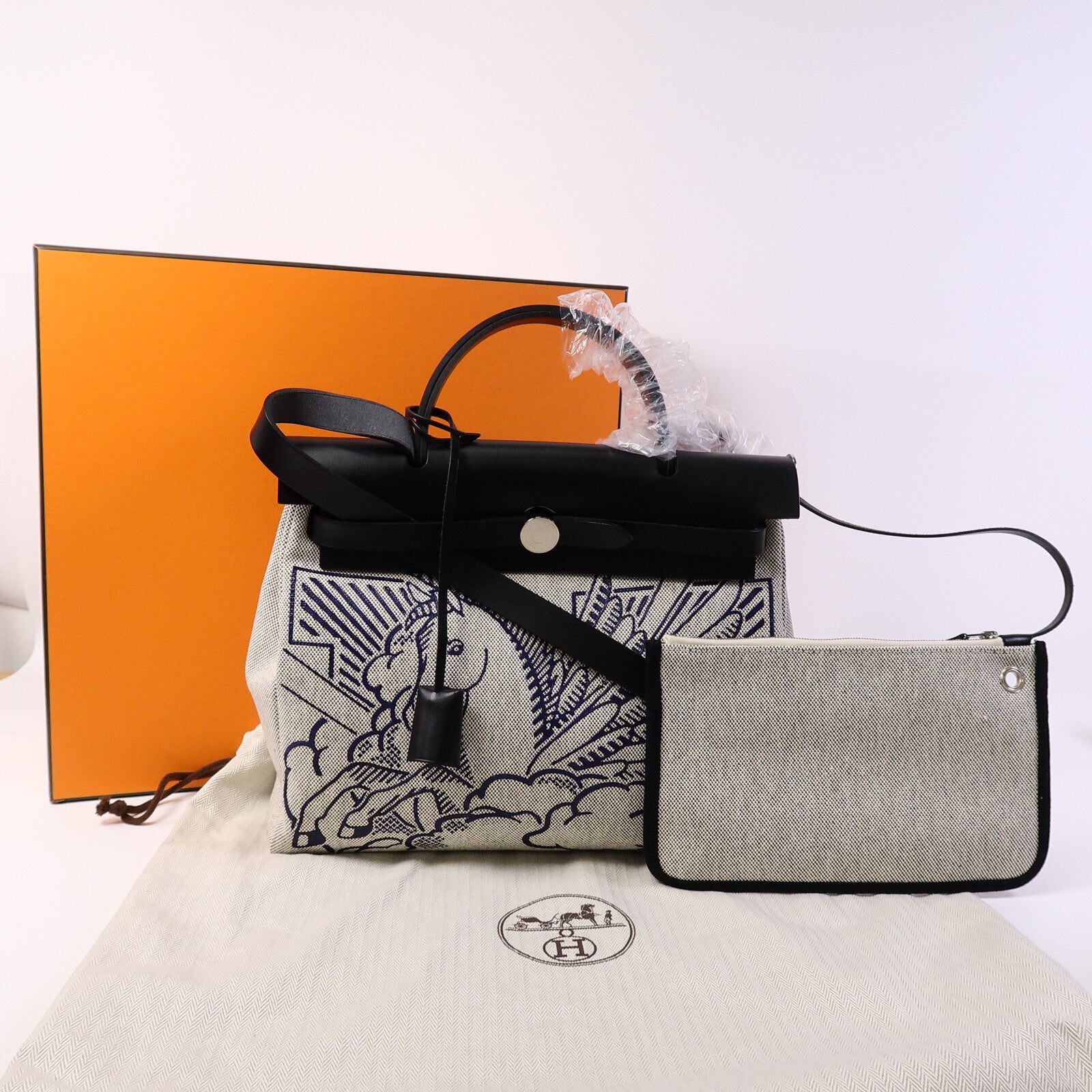HERMES 帆布Herbag Pegasus Pop PM手挽肩背兩用袋Noir