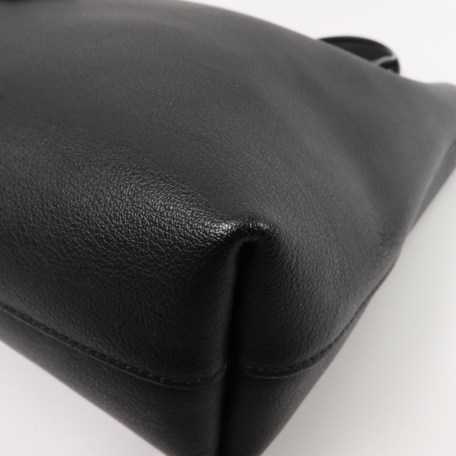 YVES SAINT LAURENT 牛皮皮革Toy Shopping Bag手挽肩背兩用袋