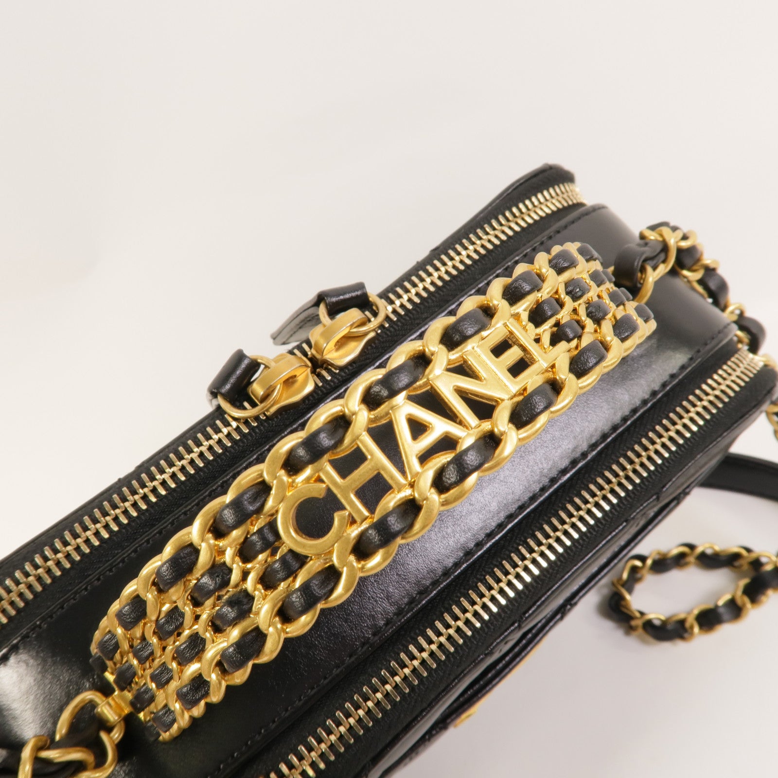 CHANEL 羊皮皮革Vanity Case鏈帶手挽肩背兩用袋