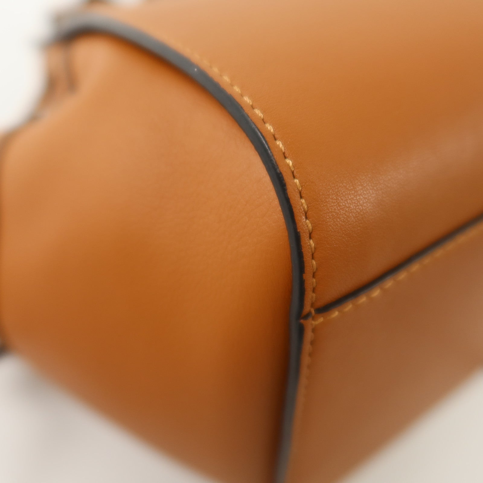LOEWE 牛皮皮革Hammock Mini銀扣手挽肩背兩用袋
