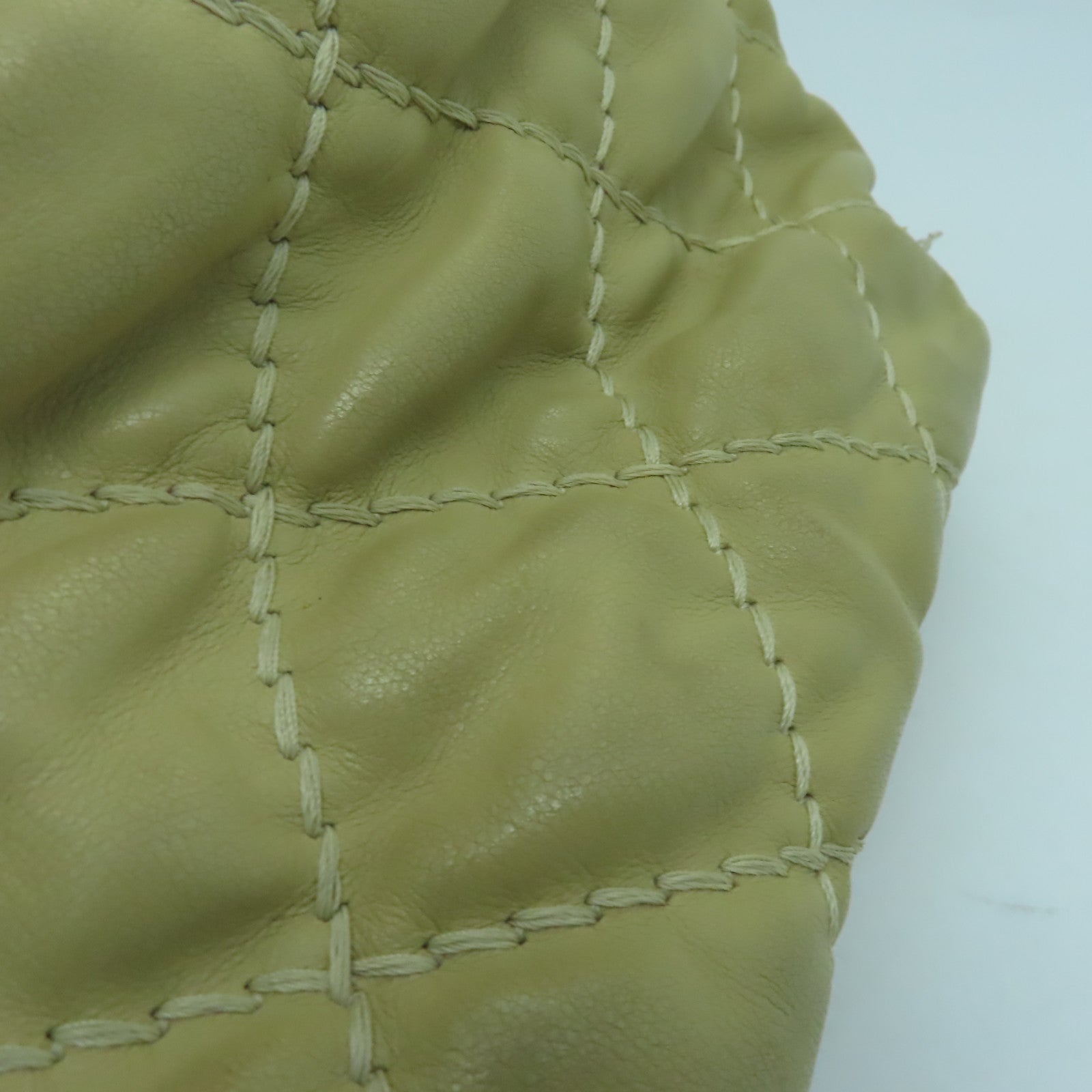 CHANEL 【清倉大減價】菱格牛皮皮革Shoulder Bag銀扣鏈帶肩背袋米色