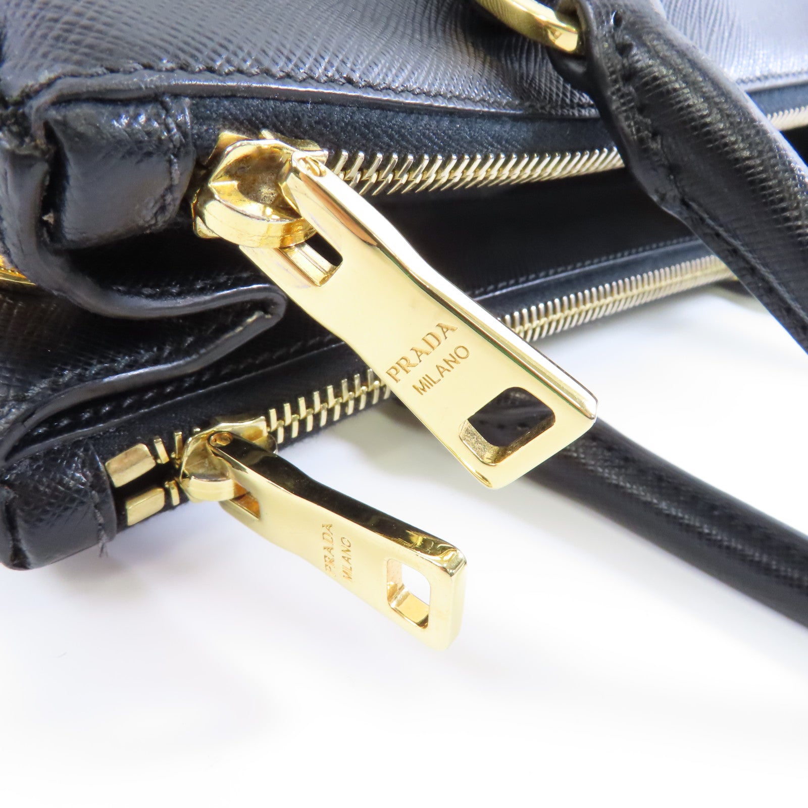 PRADA 牛皮皮革Galleria Bag金扣手挽肩背兩用袋黑色