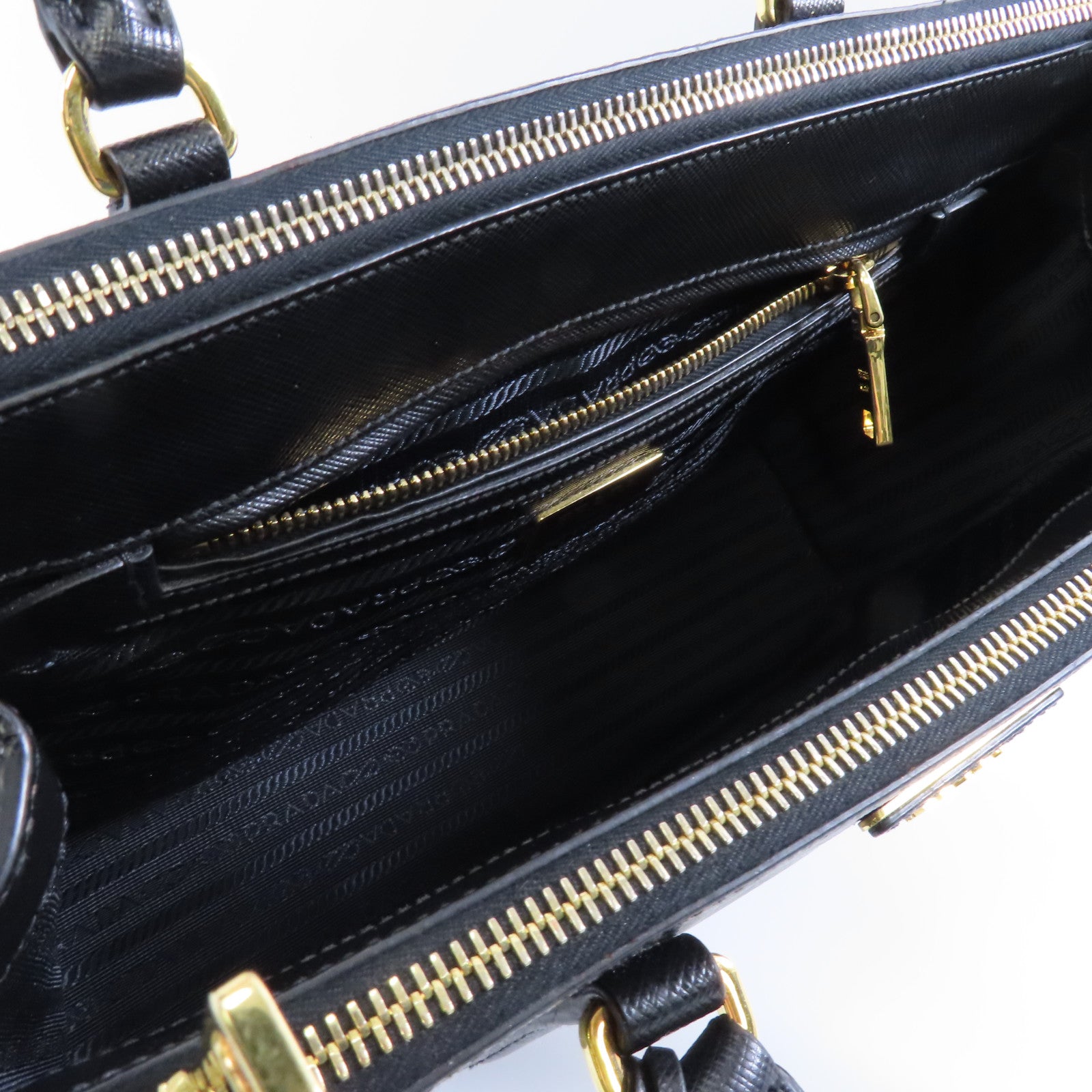 PRADA 牛皮皮革Galleria Bag金扣手挽肩背兩用袋黑色