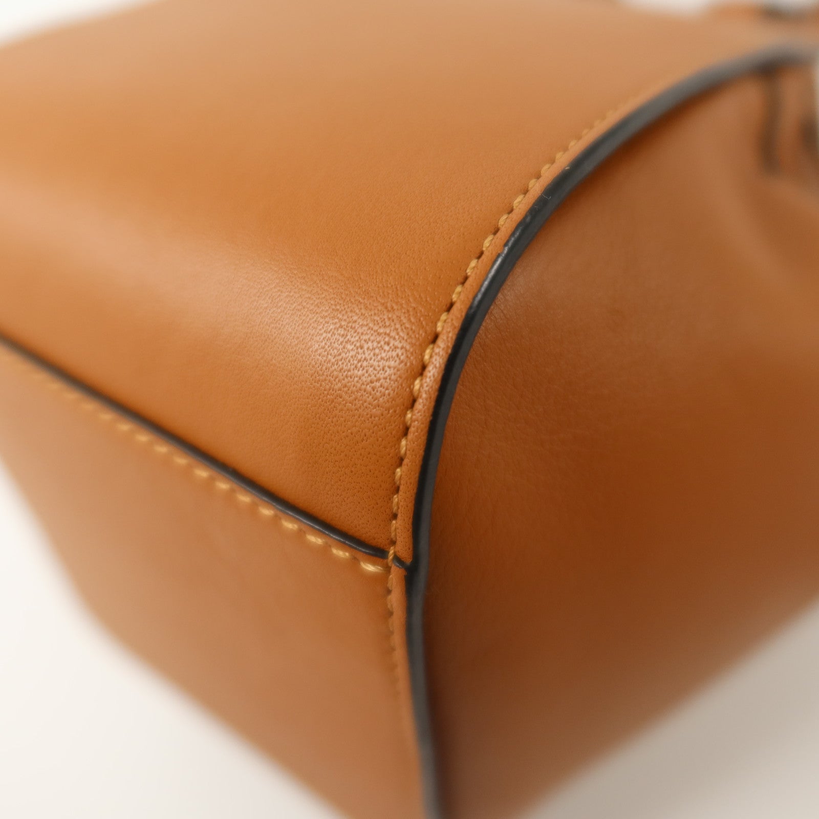 LOEWE 牛皮皮革Hammock Mini銀扣手挽肩背兩用袋