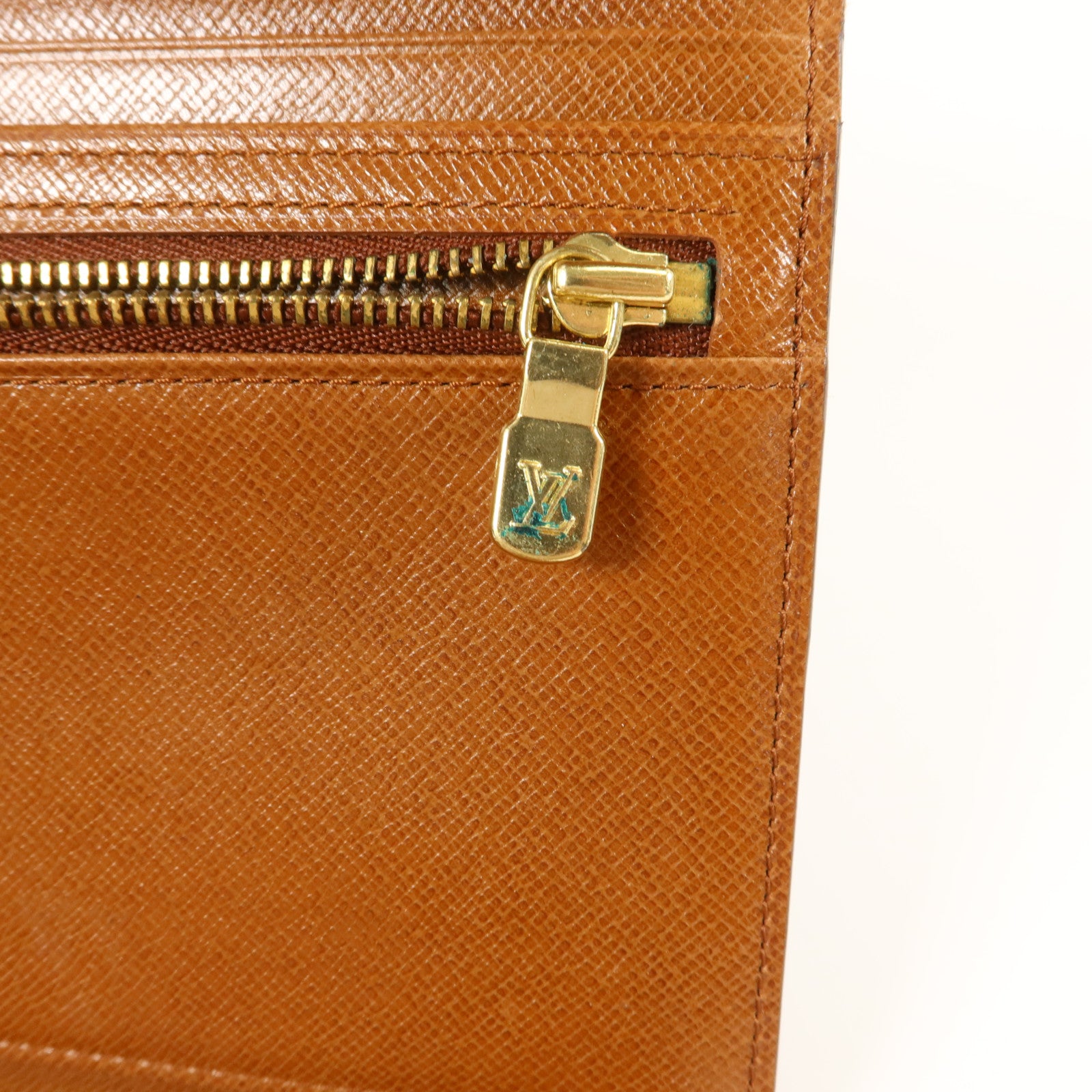 LOUIS VUITTON Monogram Pochette Passport金扣長錢包