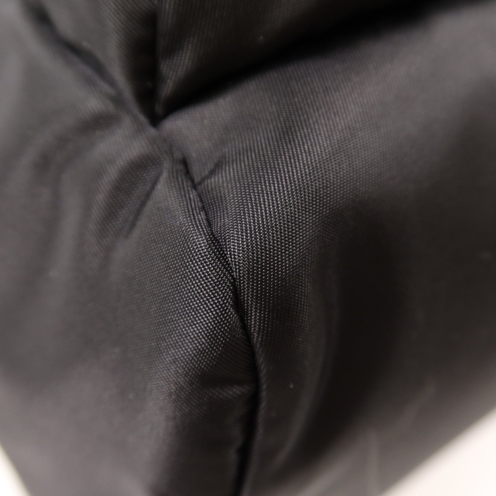 PRADA 尼龍/Saffiano皮革Backpack銀扣背包