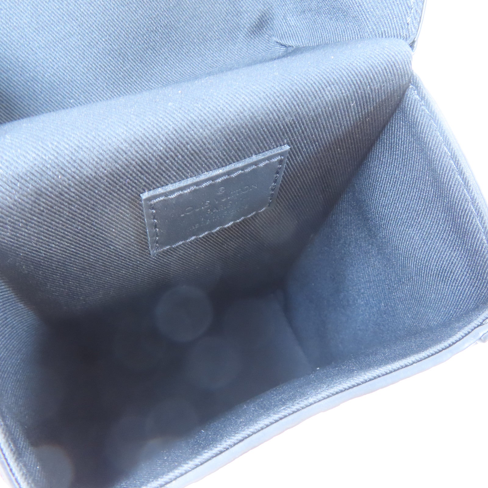 LOUIS VUITTON (PRICE DOWN) LV Vertical Trunk Shoulder Bag M82070 Monogram Taurillon Black