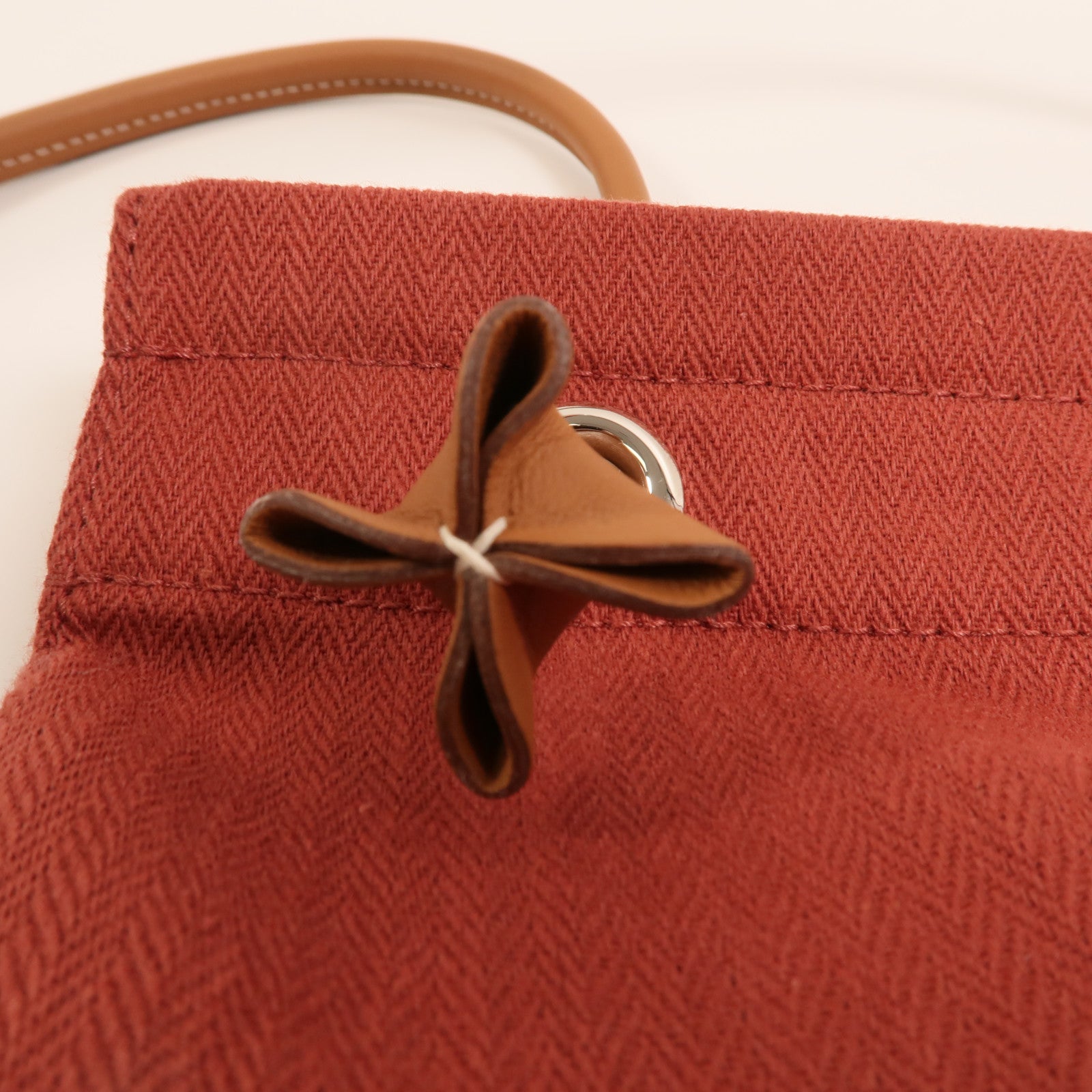 HERMES 帆布/Swift皮革Aline銀扣肩背袋Rouge H
