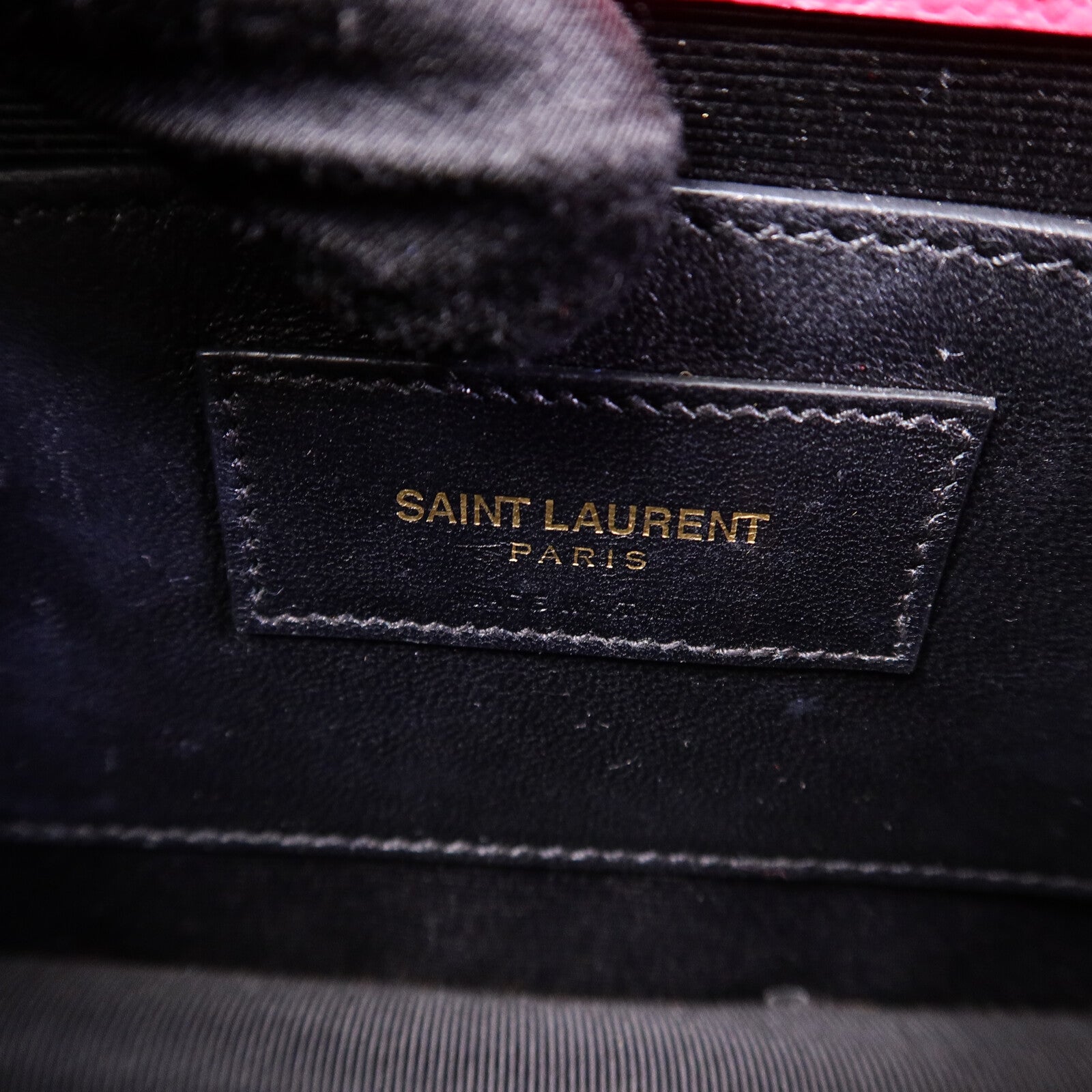 SAINT LAURENT 牛皮皮革Cassandre Clutch手拿包
