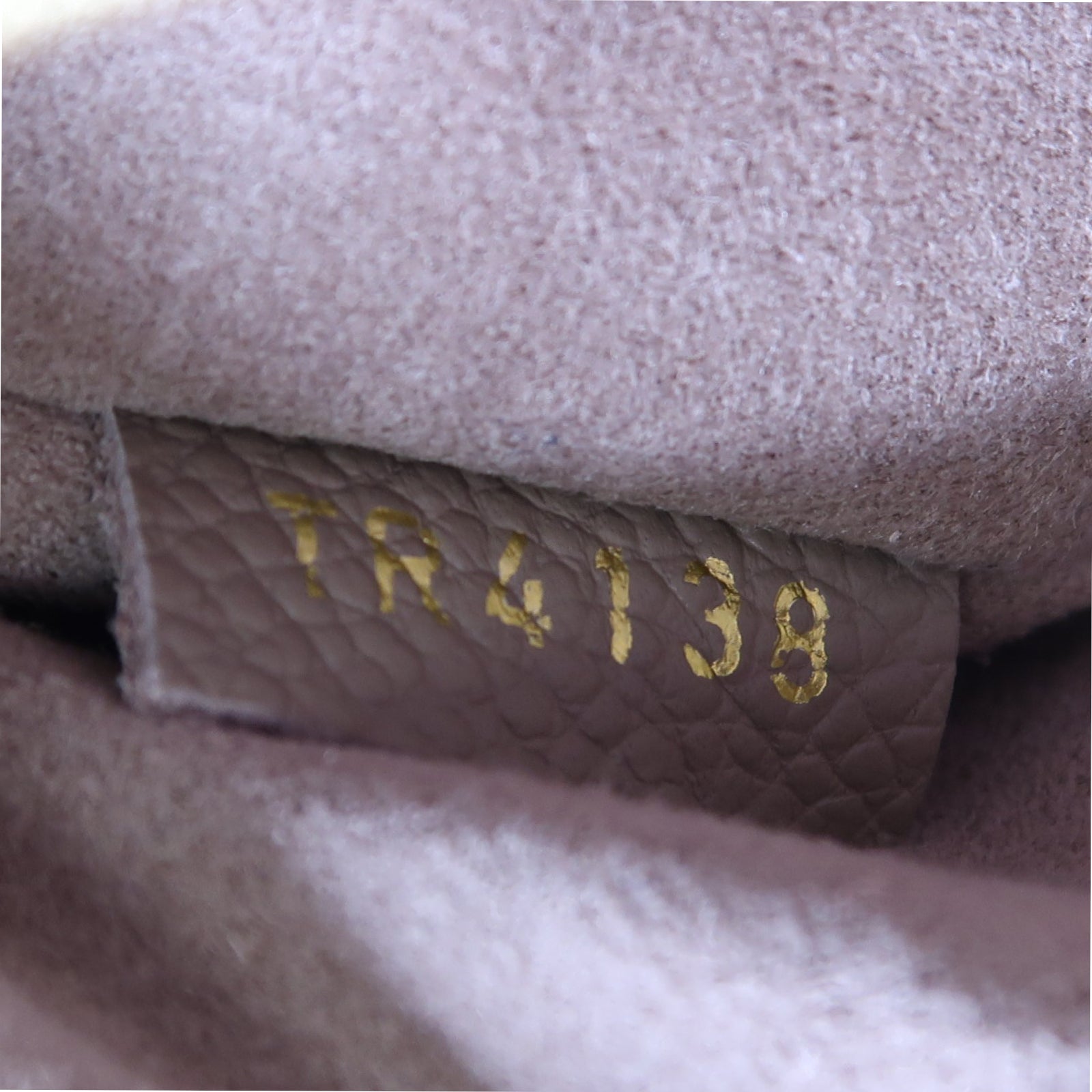 LOUIS VUITTON Monogram Empreinte Vavin PM金扣肩背袋啡色
